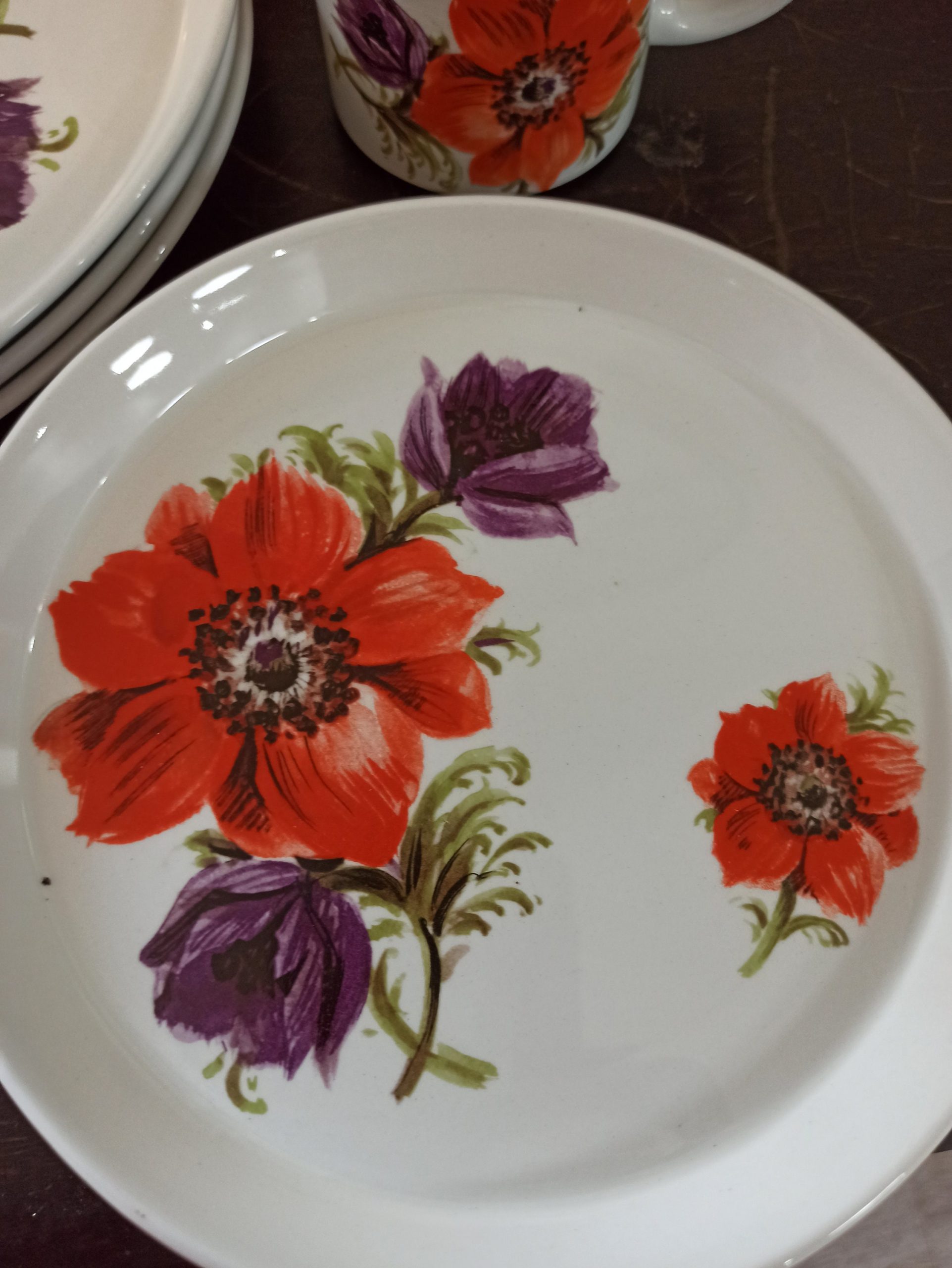 Vintage Royal Tudor Orange and Purple Floral Dinnerware Set. - Image 7