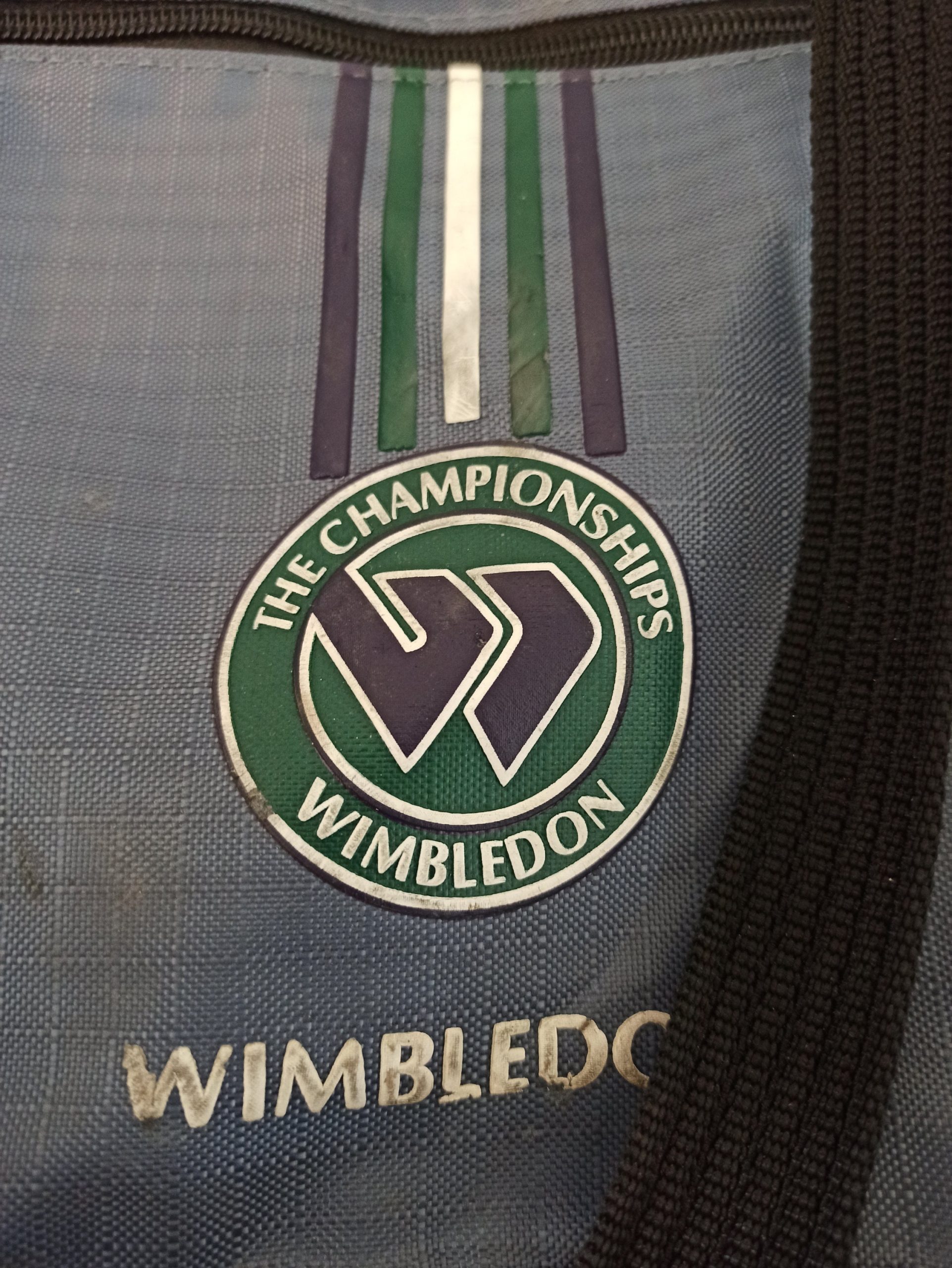 Vintage Wimbledon Championship Sports Bag. - Image 4