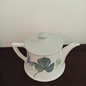 Vintage Portmeirion Teapot. Excellent Condition. Designed by Susan Wiliams-Ellis. The Seasons Collection.