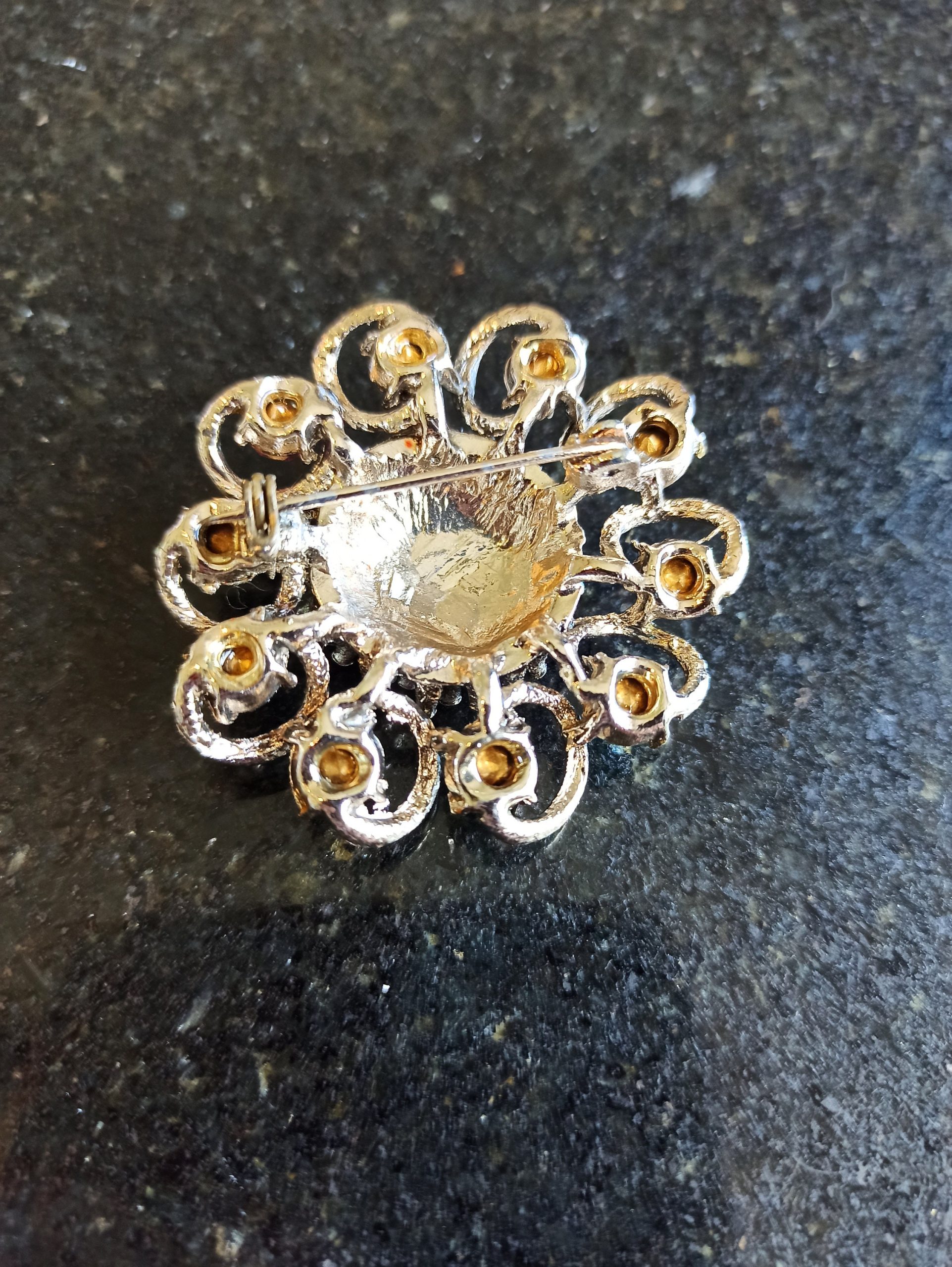 Vintage Brooch. Very Good Condition. - Image 4