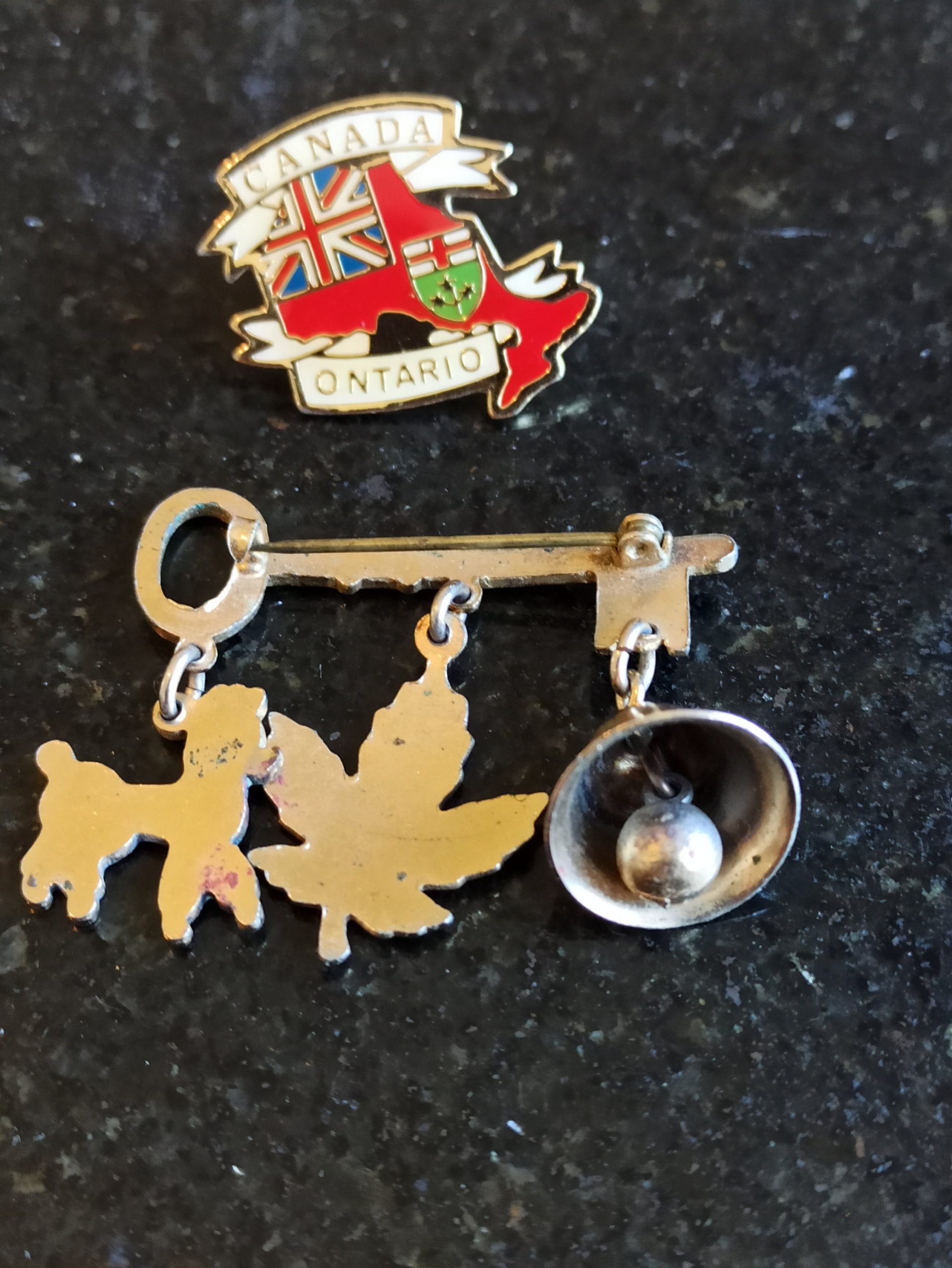 Vintage key Style Brooch With Pendants And Canadian Lapel Pin. - Image 5