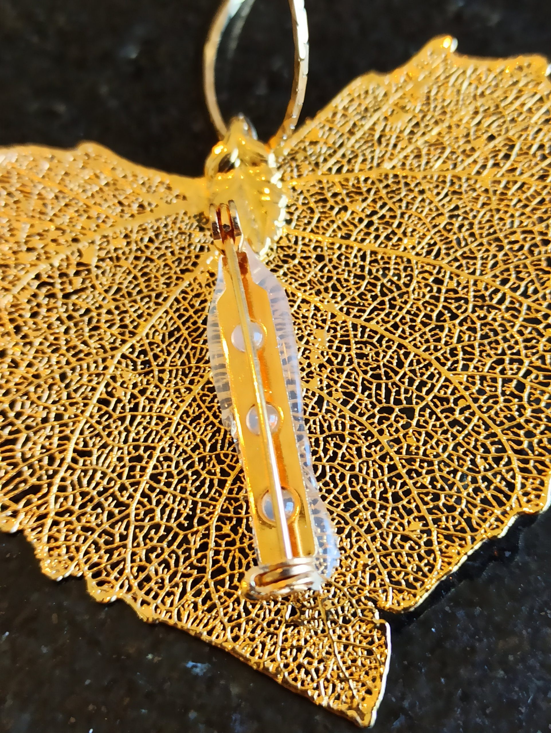 Vintage Gold Leaf Necklace. Attwood Collection. 22ct Gold Plated. Chain 42cm Long. - Image 5