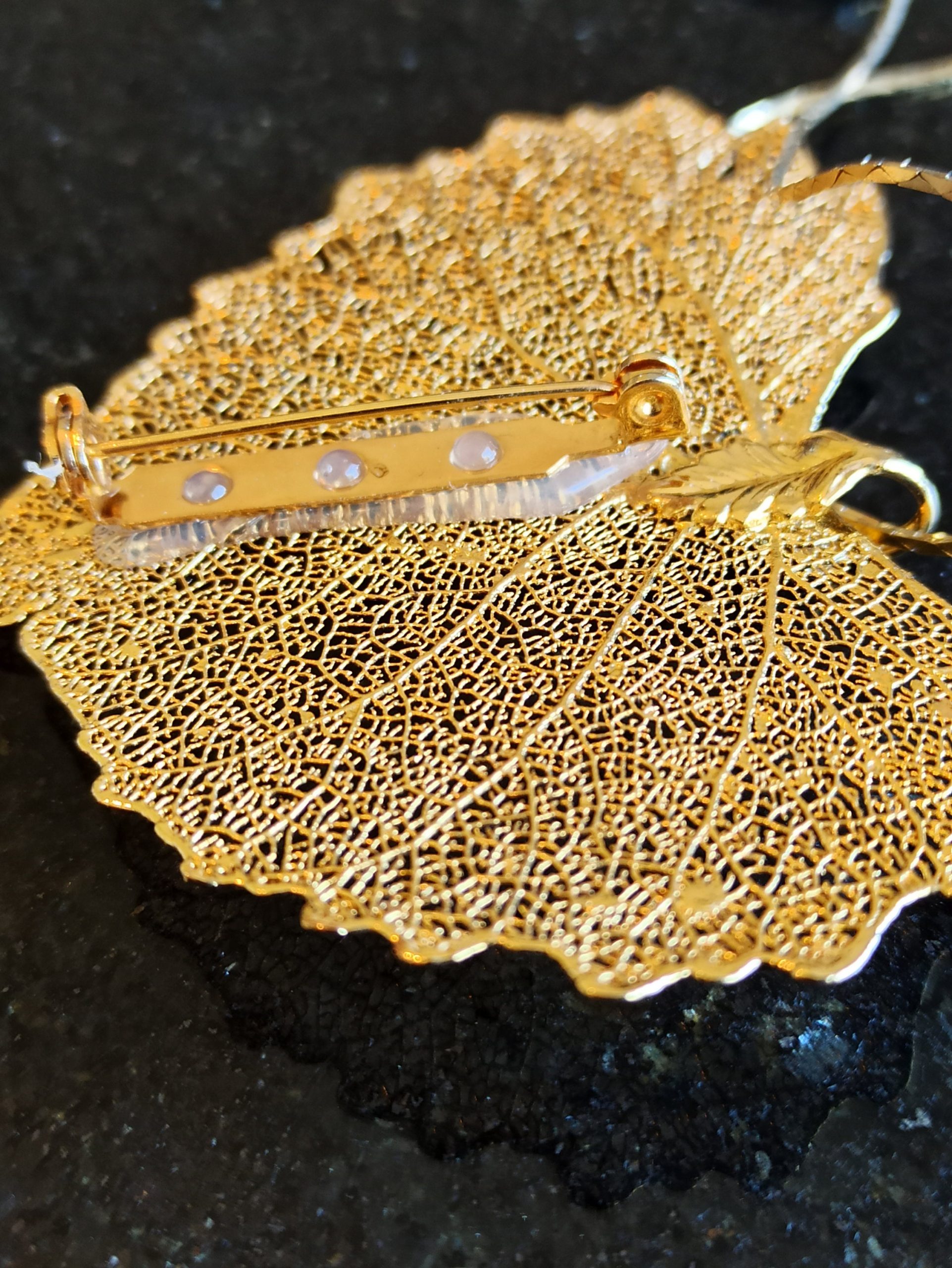 Vintage Gold Leaf Necklace. Attwood Collection. 22ct Gold Plated. Chain 42cm Long. - Image 6