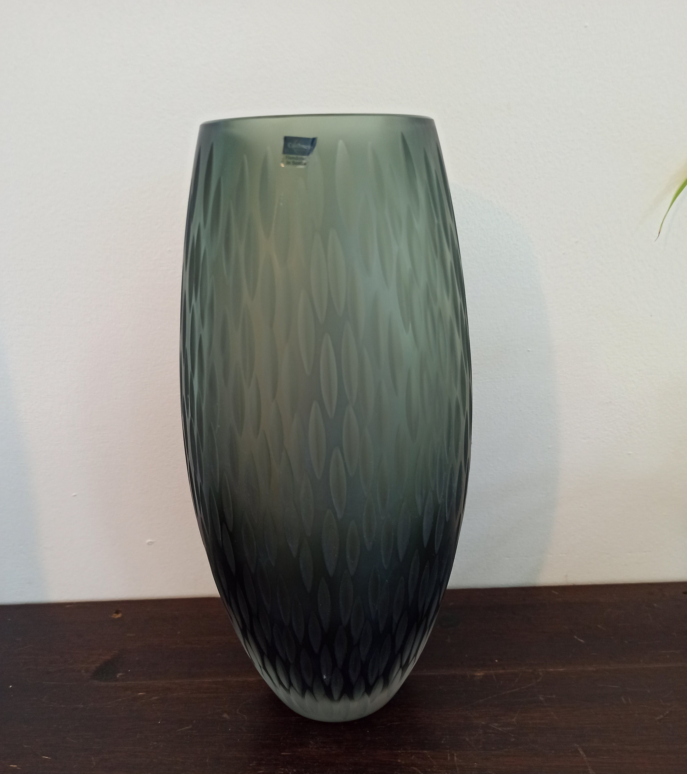 Caithness Green Barrel Vase. Excellent Quality. Excellent Condition. Heavy. - Image 2