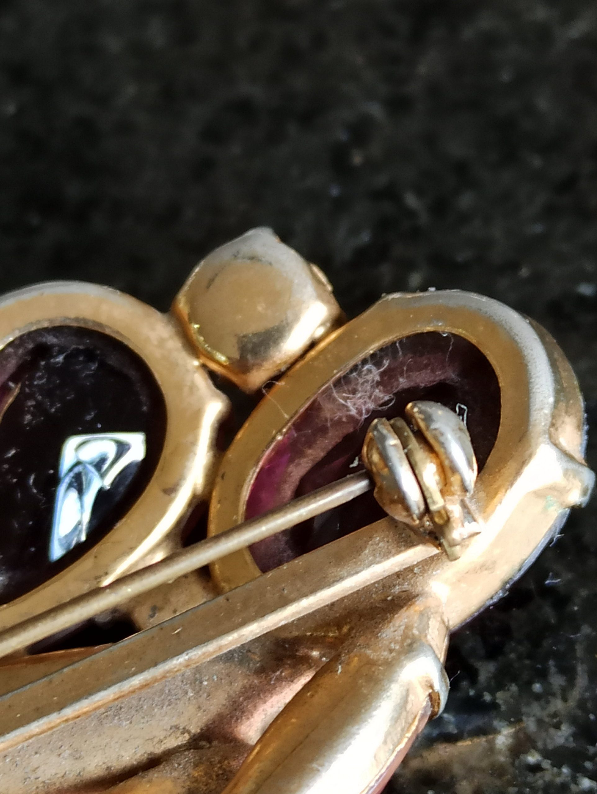 Vintage Art Deco Style Feather Brooch. Purple Glass Costume Jewellery. Good Condition. - Image 7