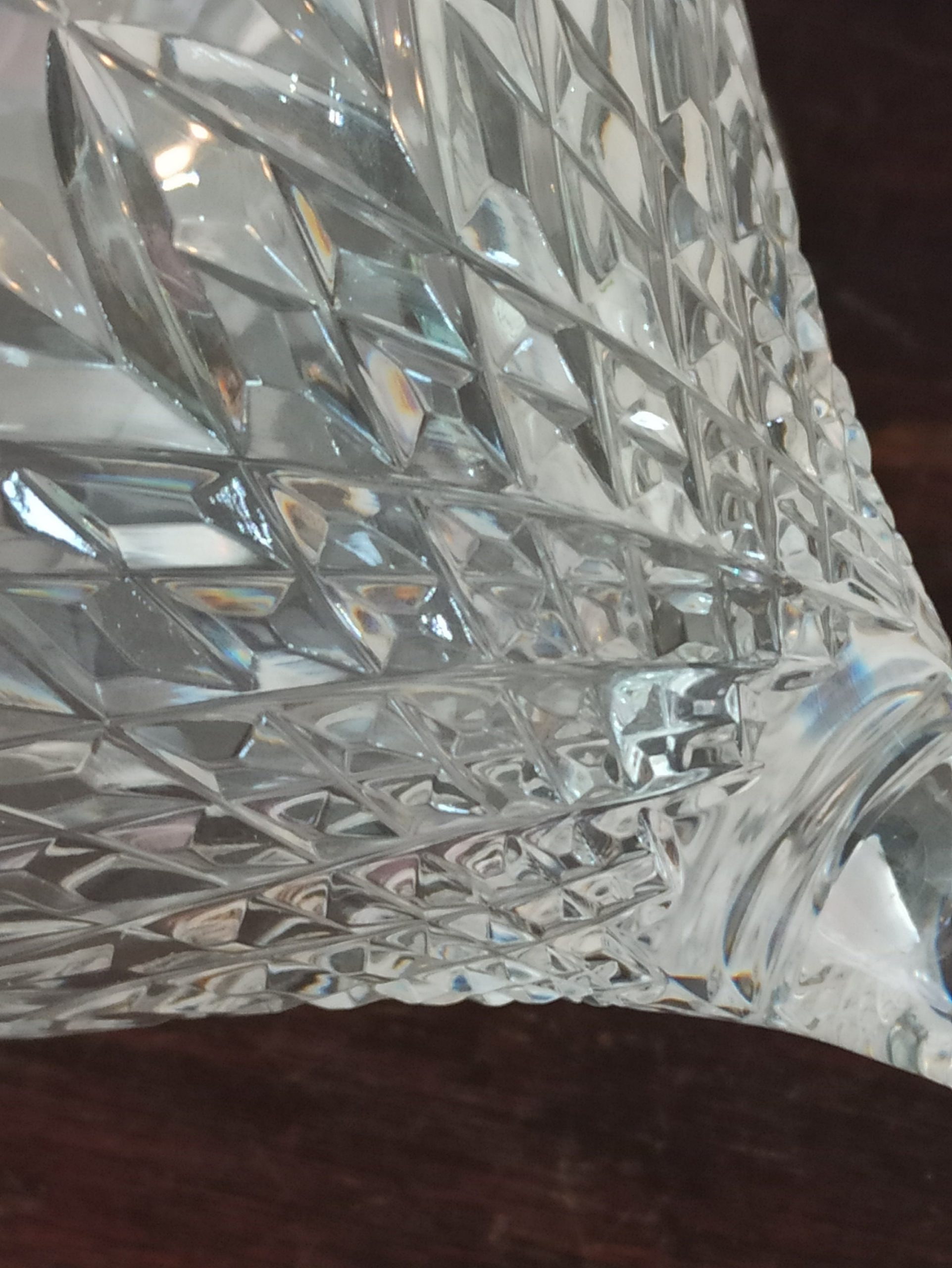A Pair of Vintage Lead Crystal Long Stem Wine Glasses. Excellent Condition. - Image 4