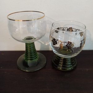 Vintage Set of Two Beehive Glasses. Very Good Condition.