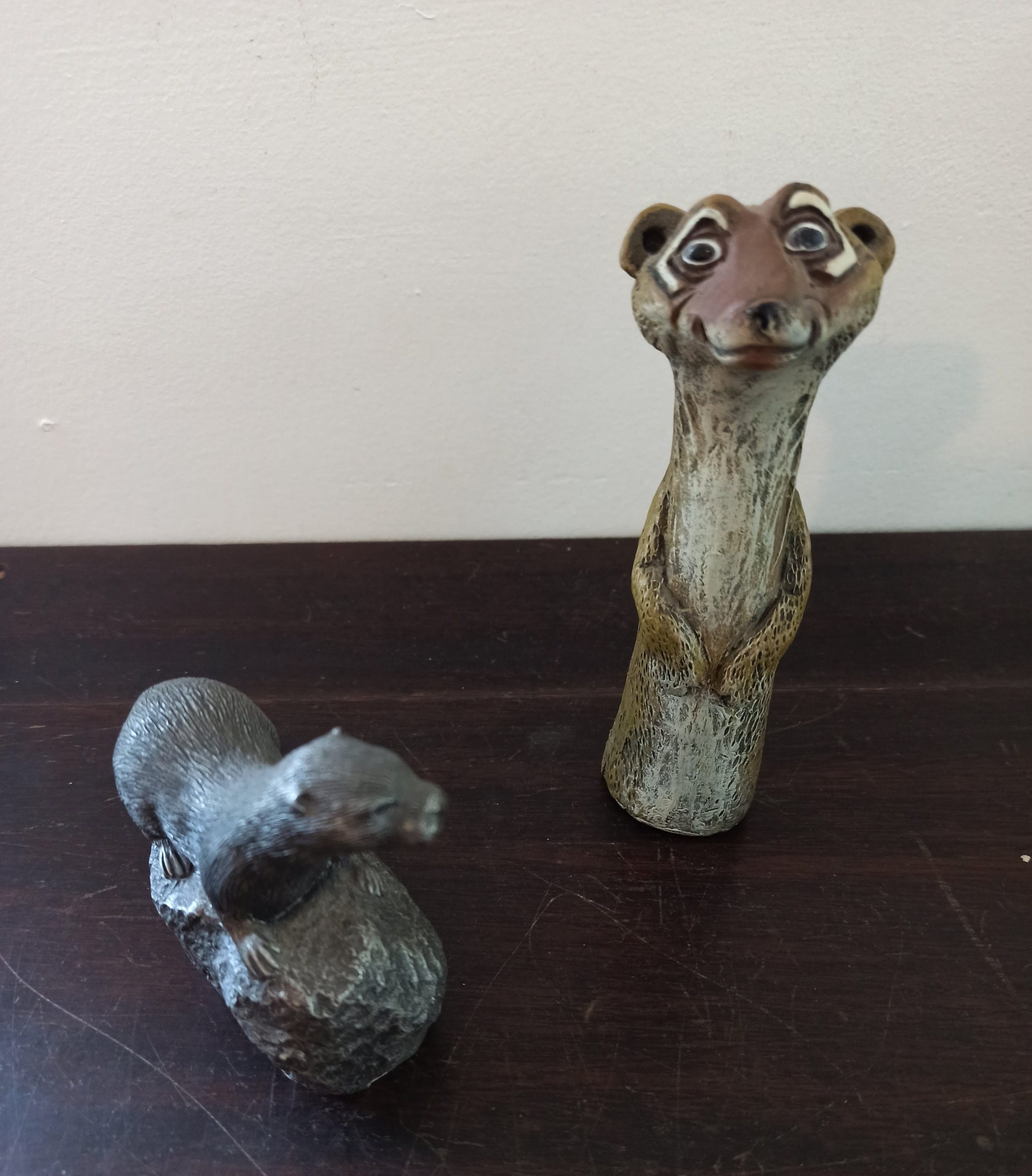 Vintage MeerKat and Otter On a Rock Ornaments. Very Good Condition. - Image 10