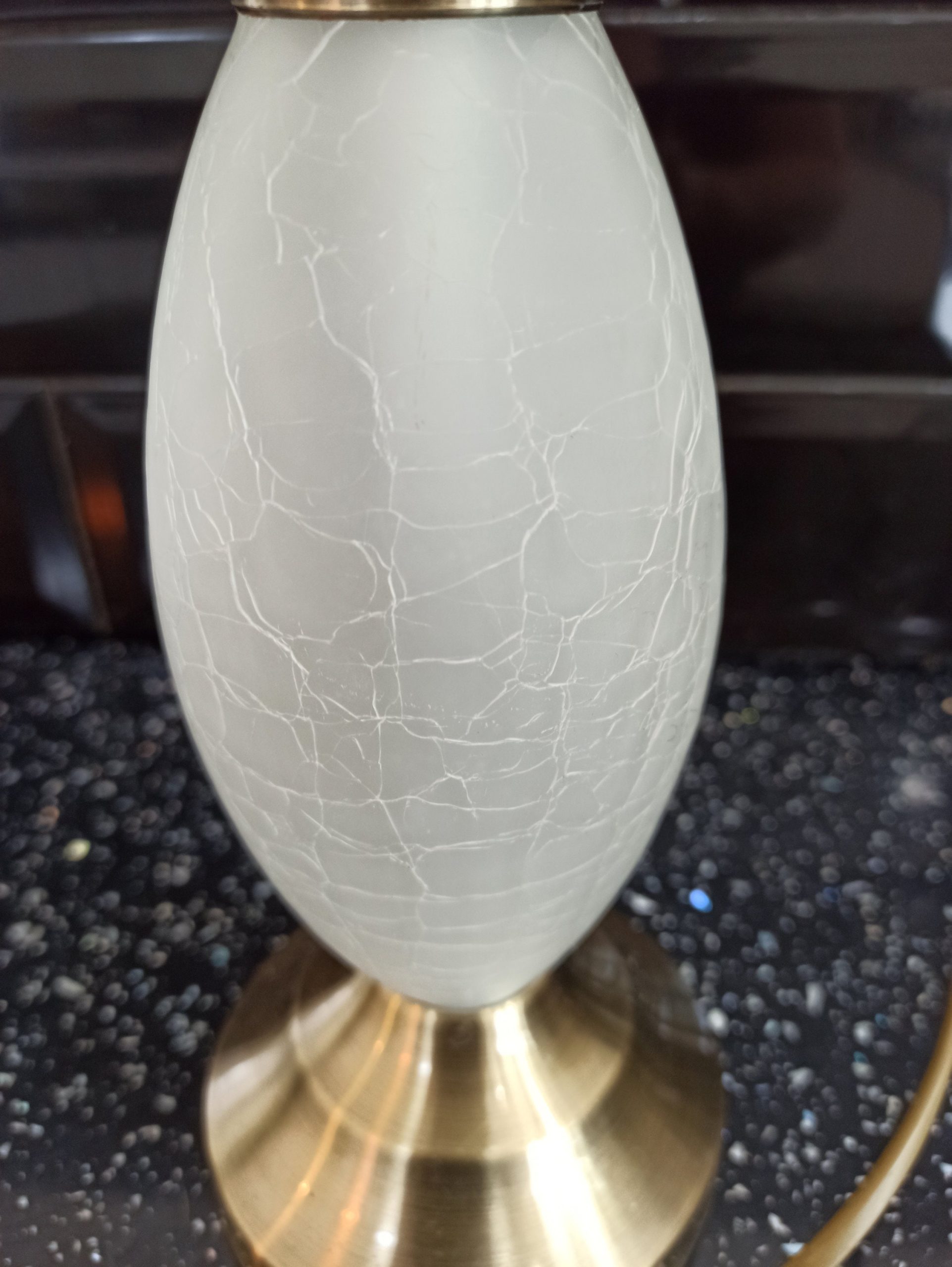 Vintage Frosted Glass Crackle Glazed Table Lamp. - Image 4