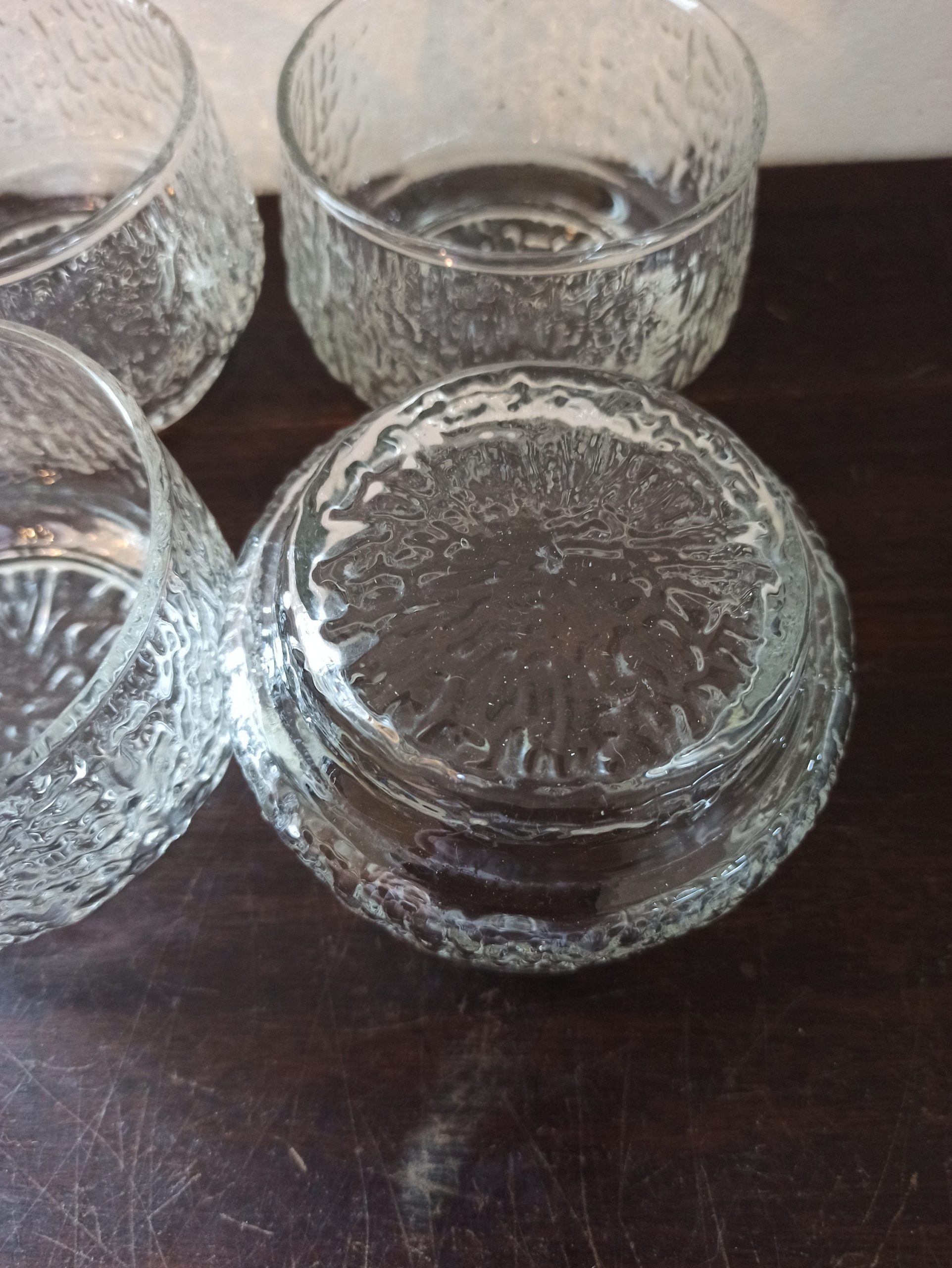 Set of 4 Glass Dessert Bowls. Very Good Condition. - Image 4