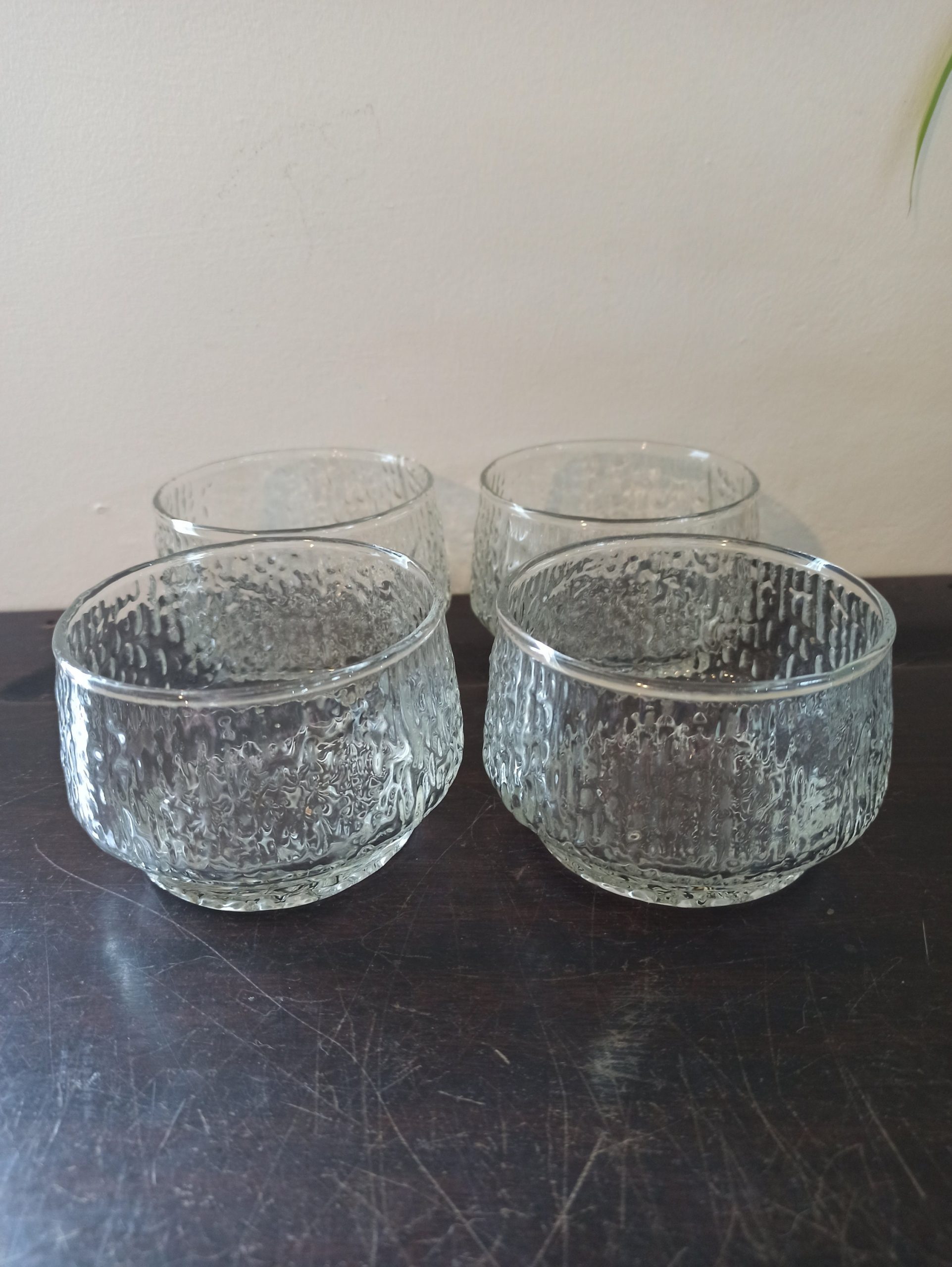 Set of 4 Glass Dessert Bowls. Very Good Condition. - Image 2