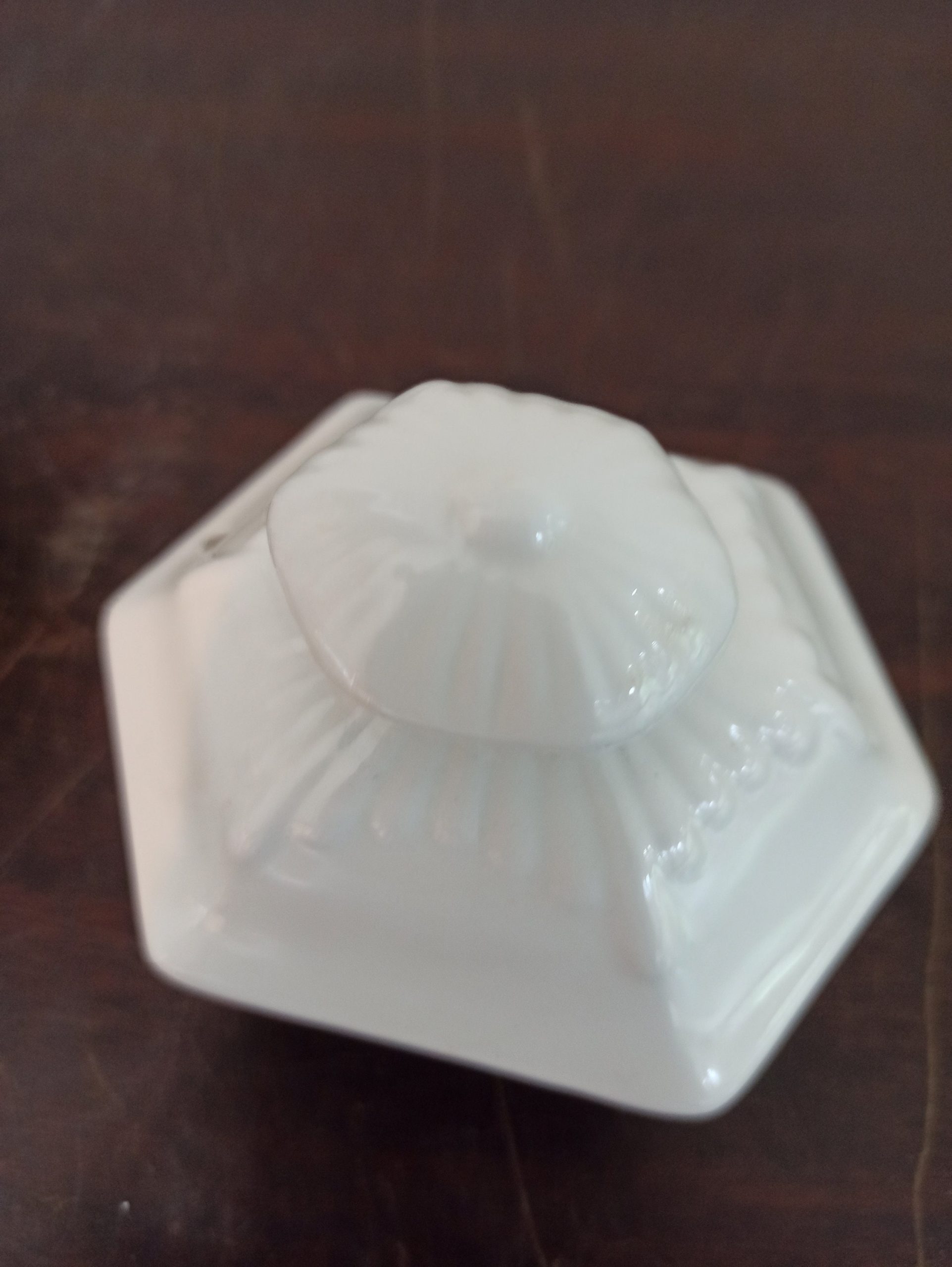 Vintage Lidded Sugar Bowls. Wm. Adams Minuet. Very Good condition. - Image 7