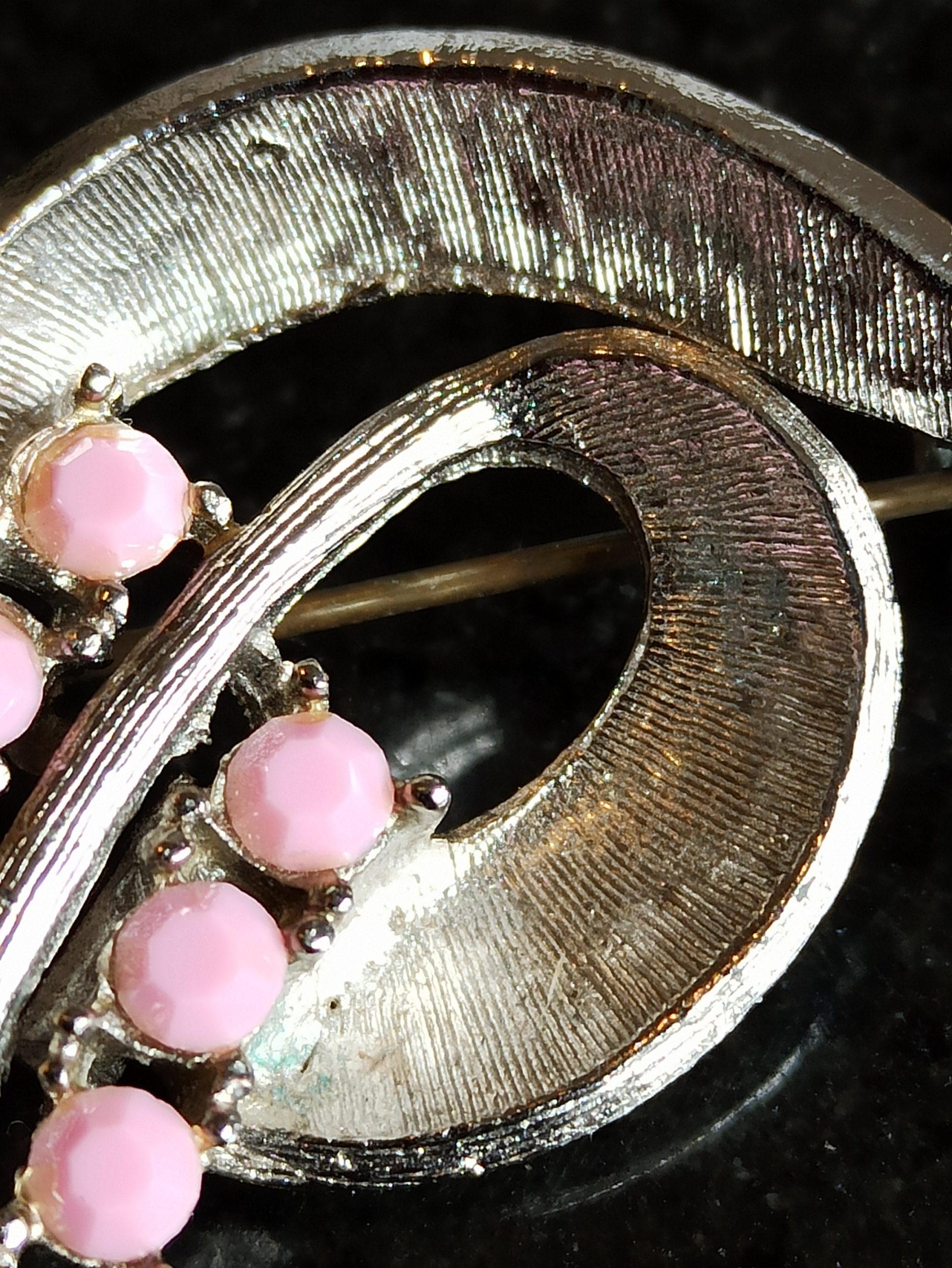 Vintage Capri Brooch. Pink Stones. Good Condtion. With Mark 'Capri'. - Image 7