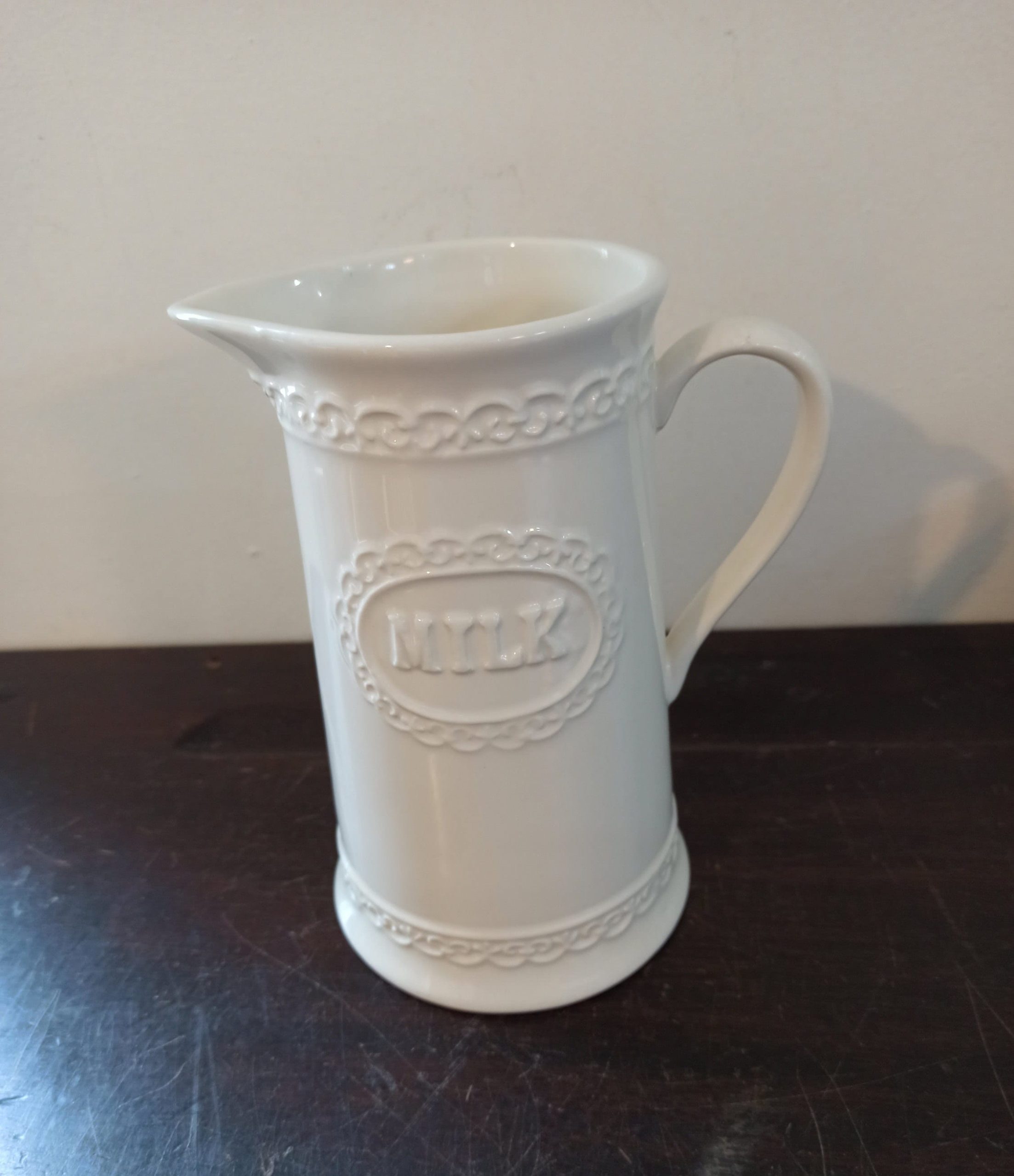Leonardo Milk Jug. Very Good Condition.
