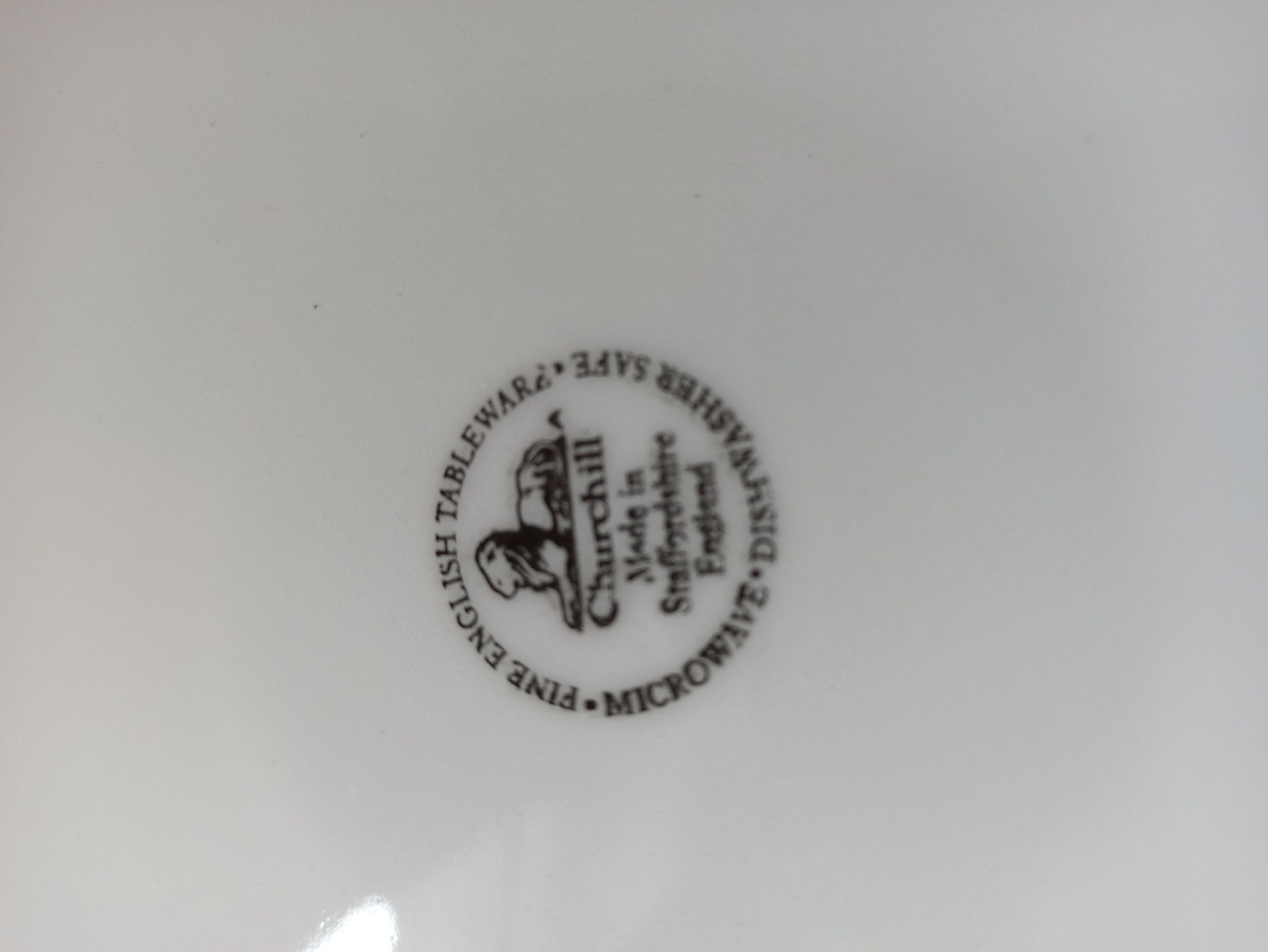 Blue and White Churchill's Decorative Cabinet / Display Plate. - Image 3