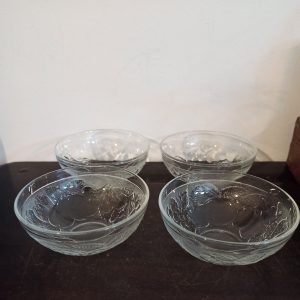 4 Small Glass Dessert Bowls. Excellent Condition.