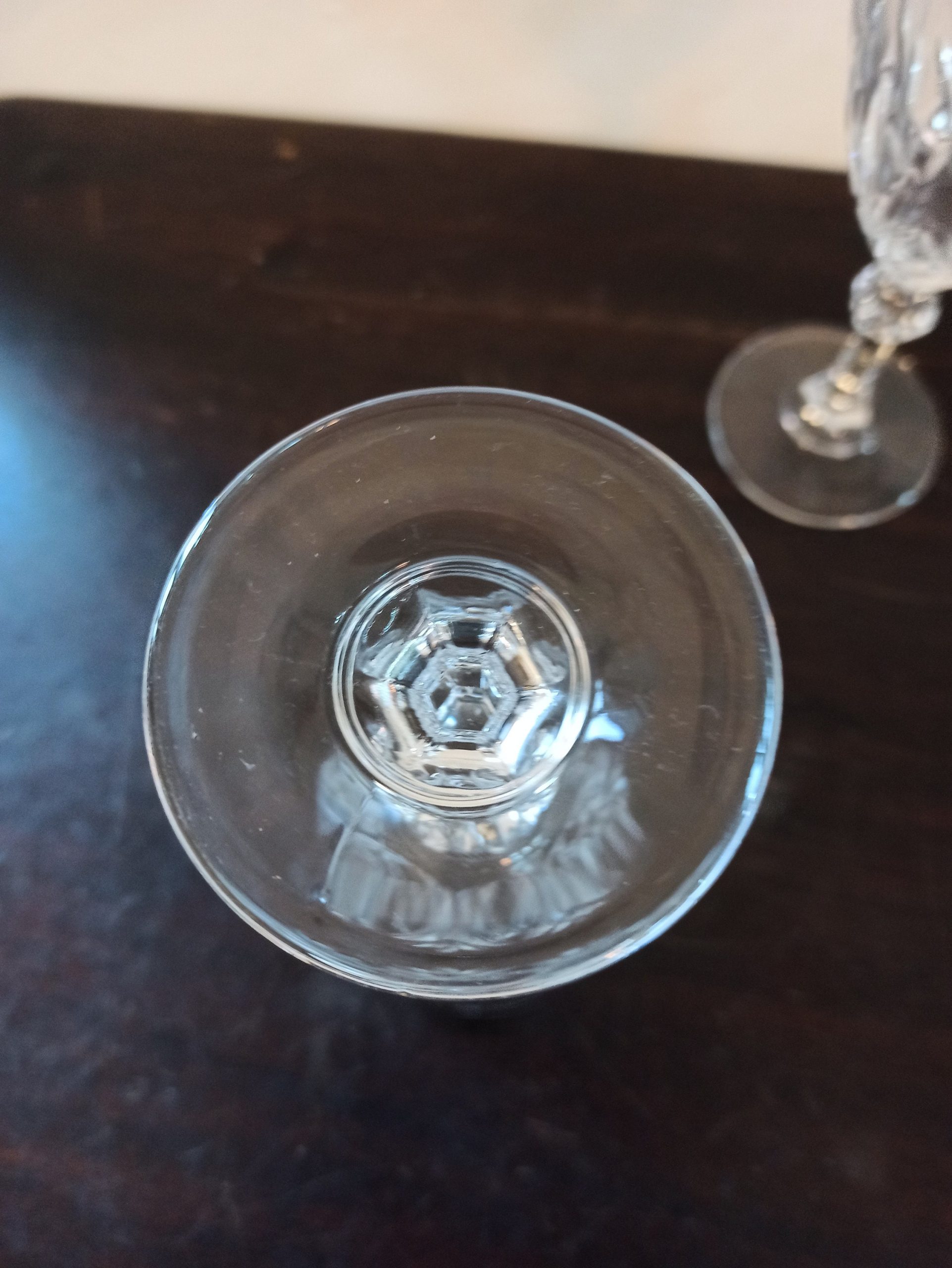 A Pair of Lead Crystal Small Wine Glasses. Excellent Condition. - Image 7