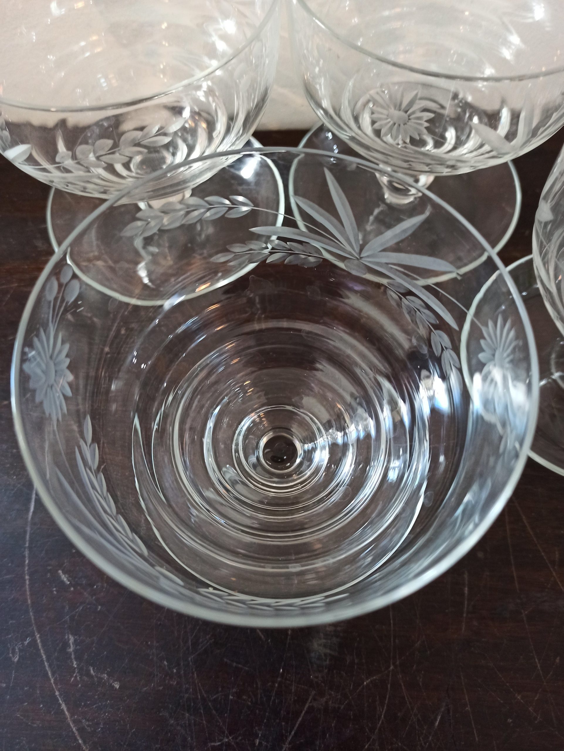 Vintage 4 Glass Dessert Dishes With Spoon Rest Trays. - Image 9