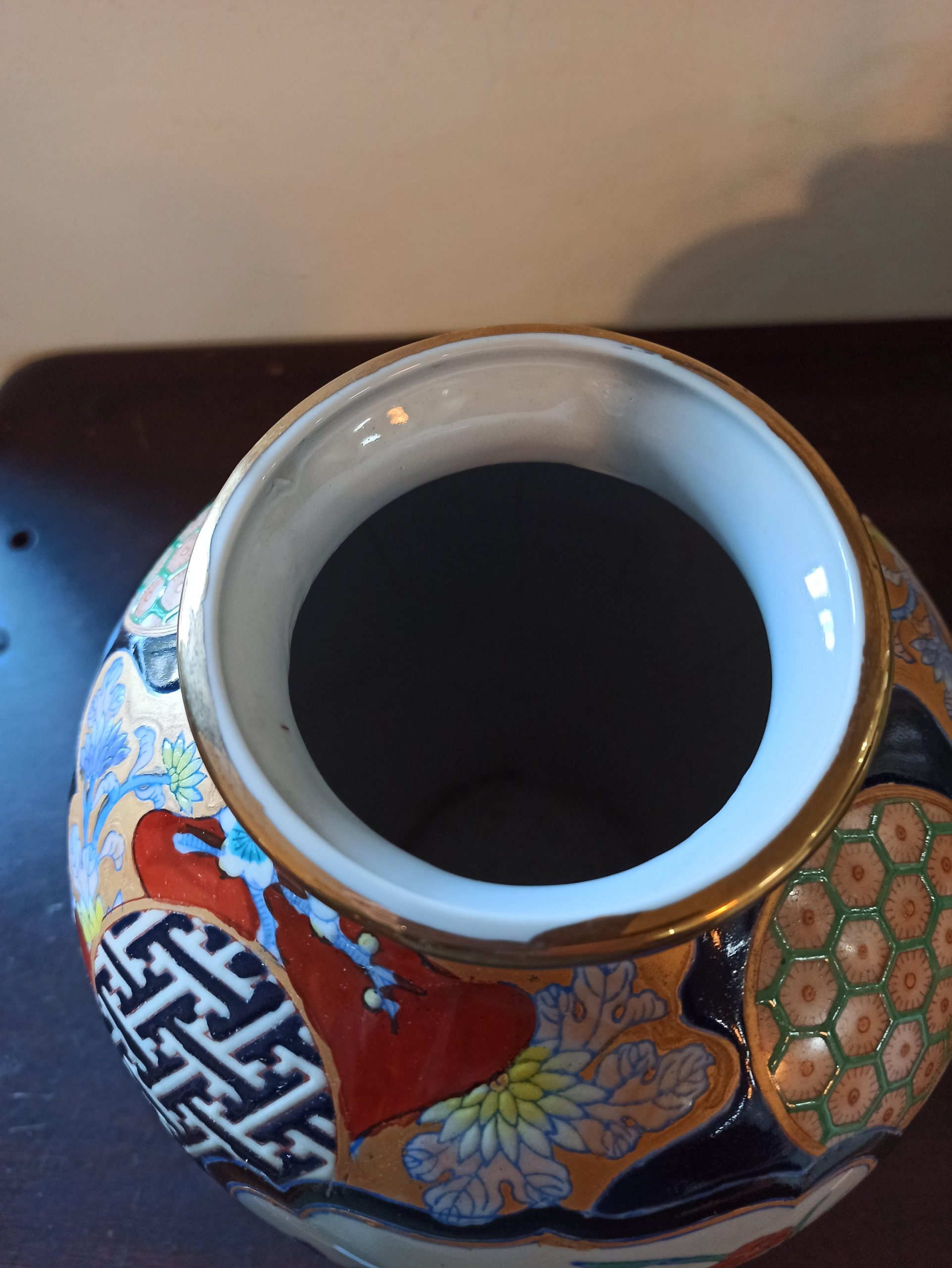 Vintage Imari Vase. Very Good Condition. - Image 3