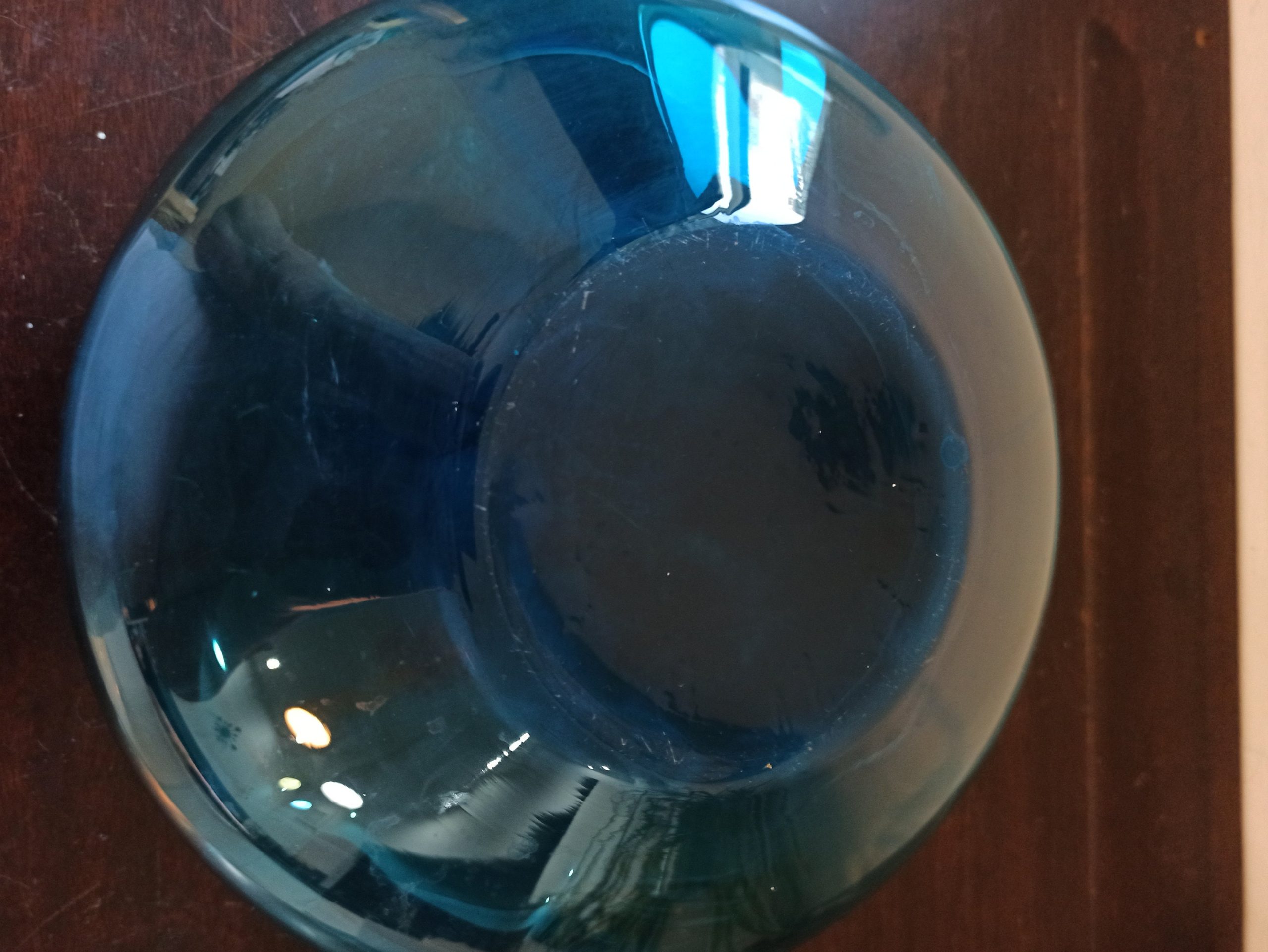 Blue Glass Serving Bowl / Fruit Bowl. - Image 4