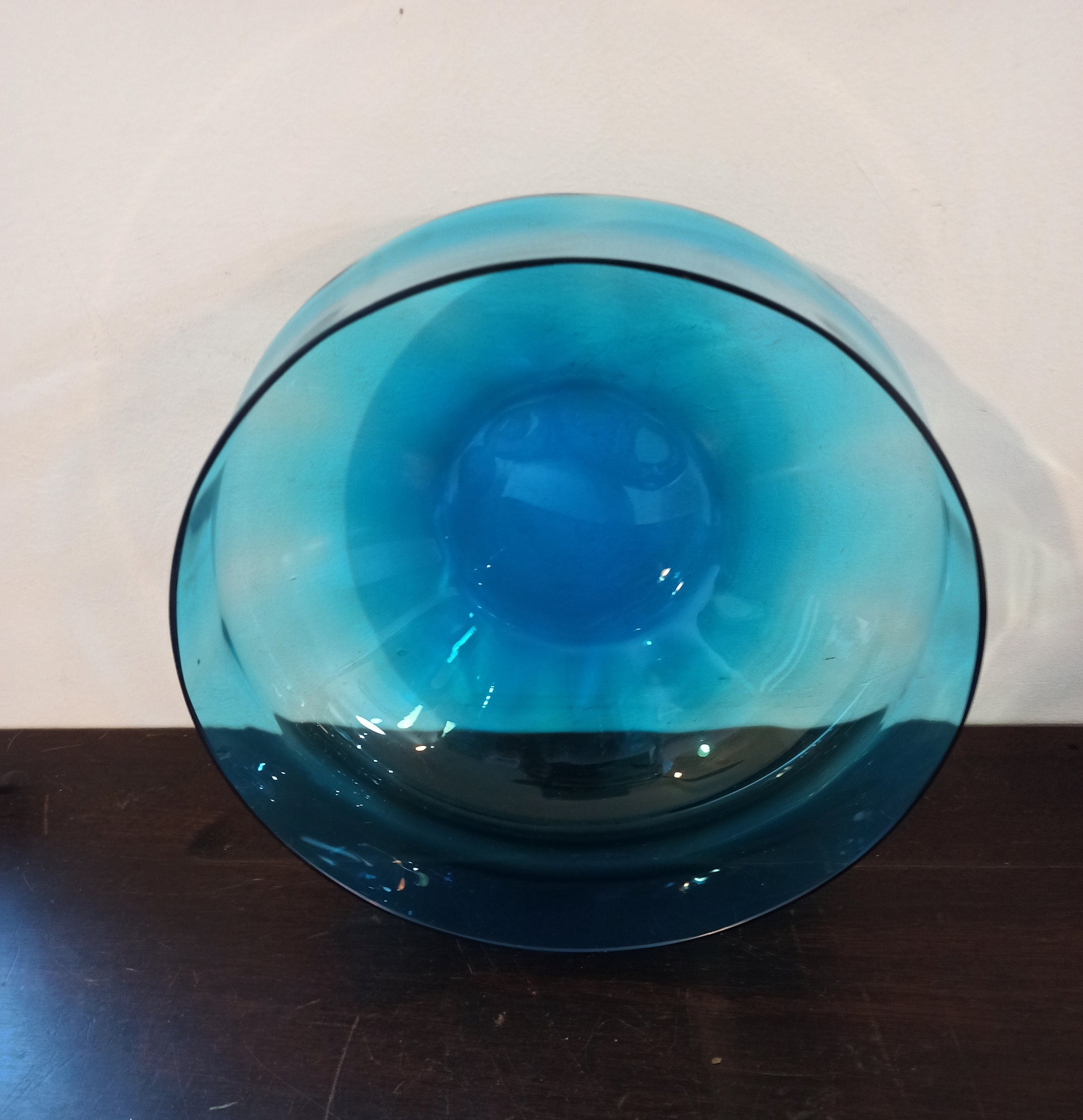 Blue Glass Serving Bowl / Fruit Bowl. - Image 5