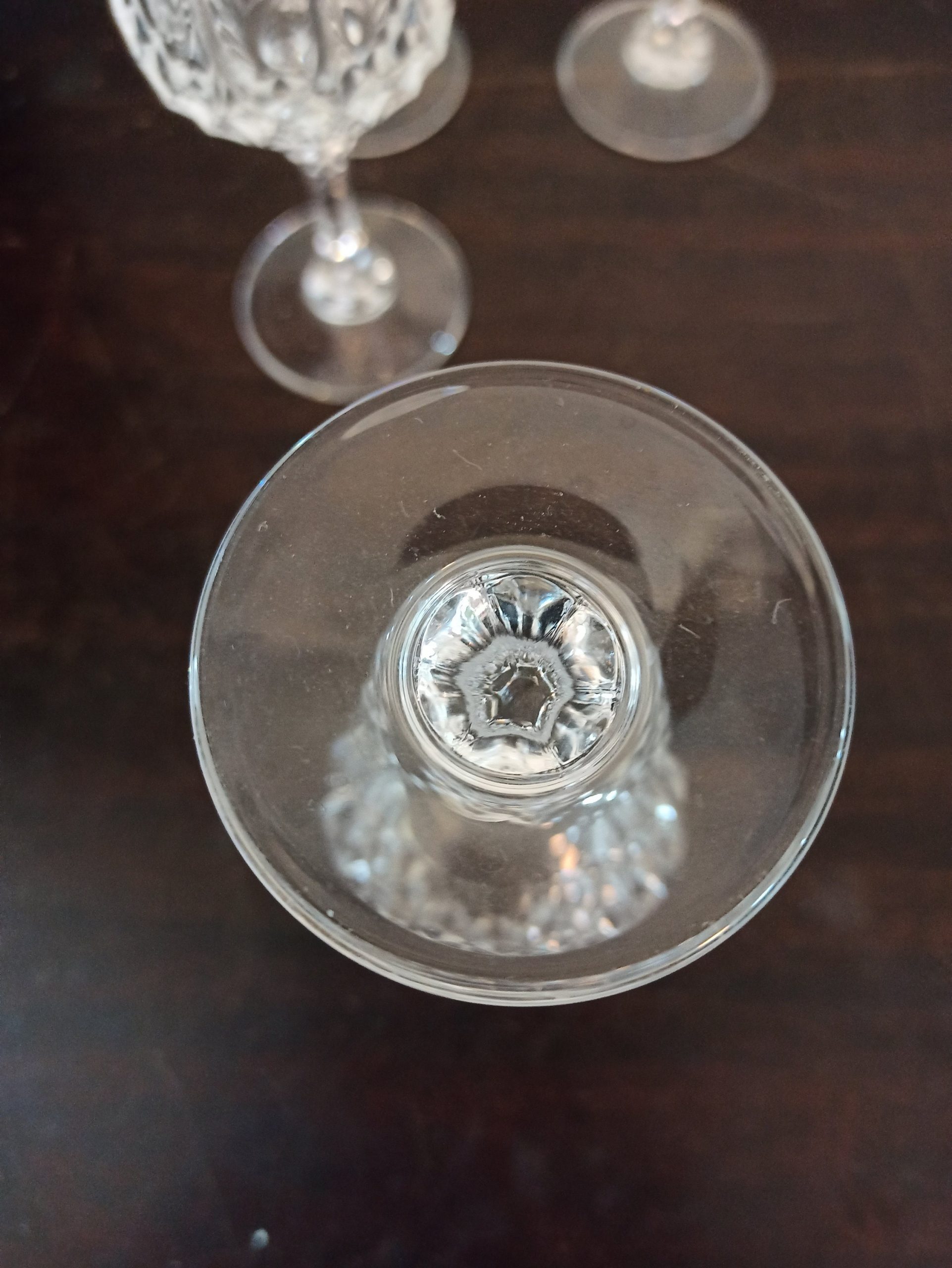 Set of 4 Lead Crystal Wine / Sherry Glasses. Excellent Condition. - Image 7