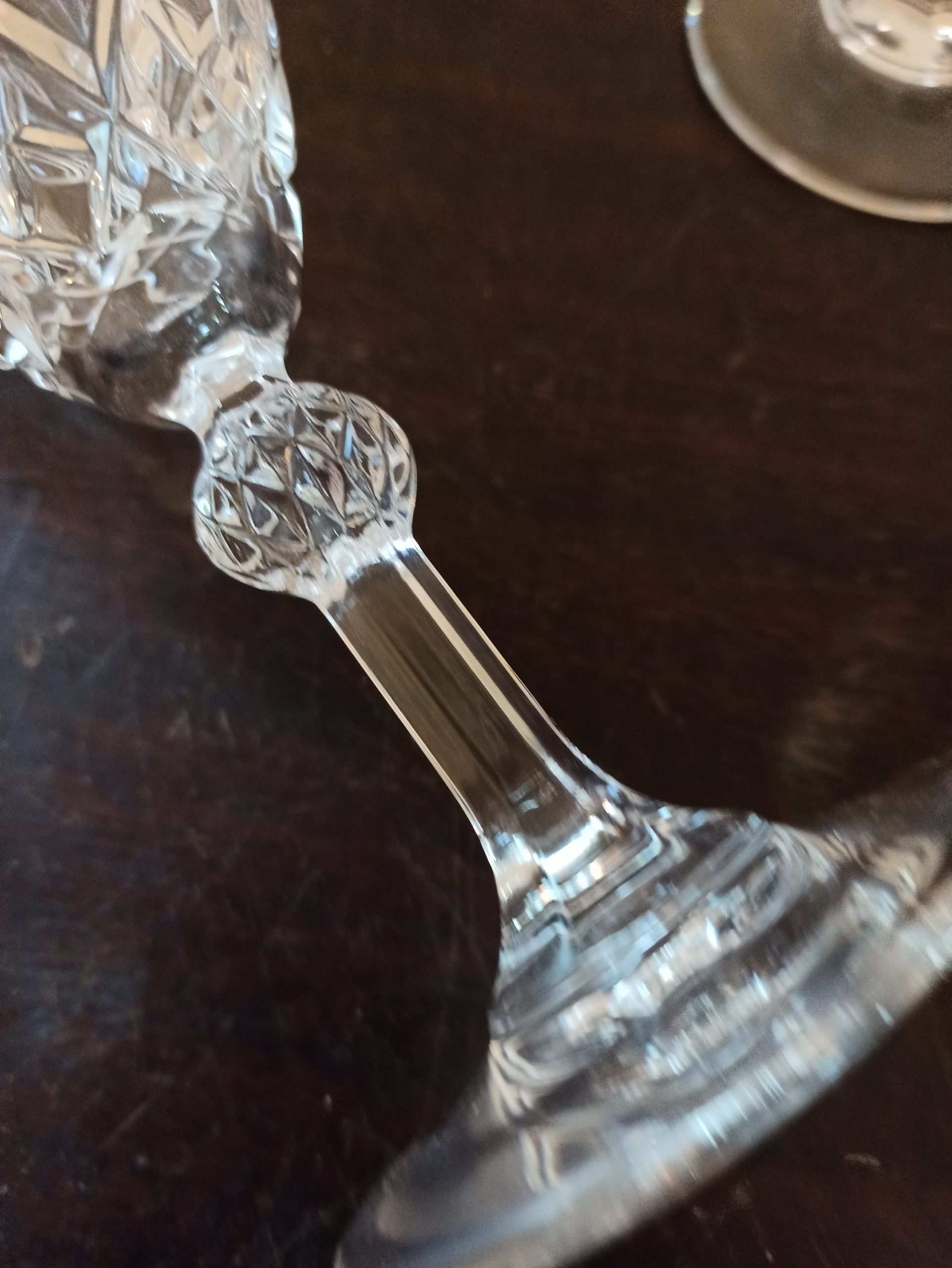 A Pair of Lead Crystal Small Wine Glasses. Excellent Condition. - Image 6
