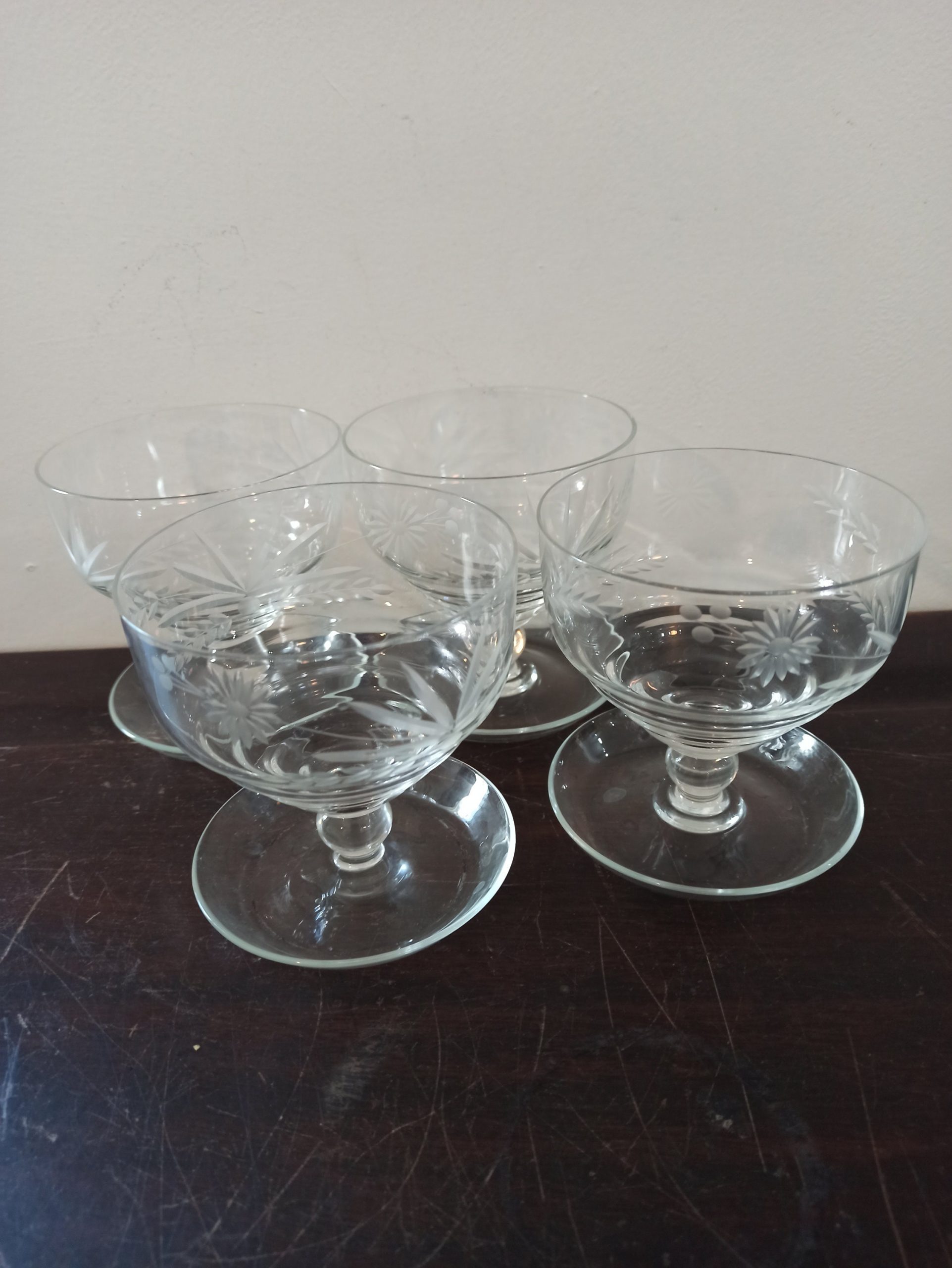 Vintage 4 Glass Dessert Dishes With Spoon Rest Trays. - Image 2