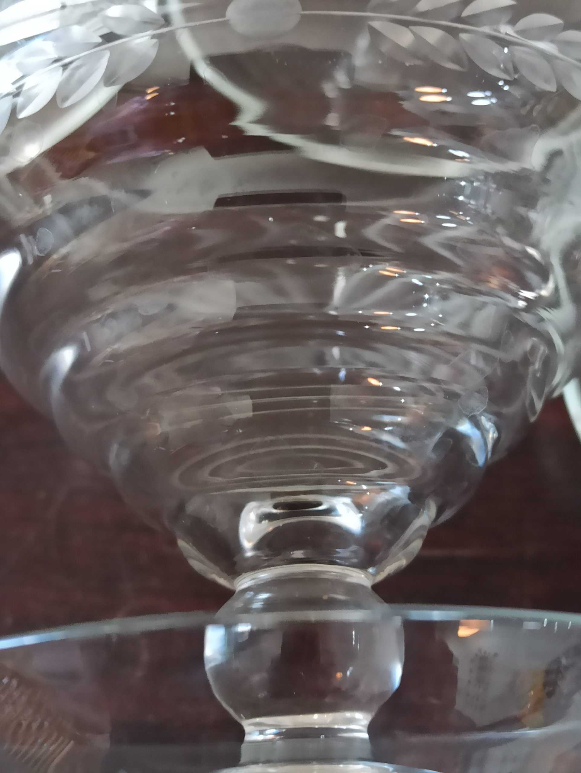 Vintage 4 Glass Dessert Dishes With Spoon Rest Trays. - Image 6