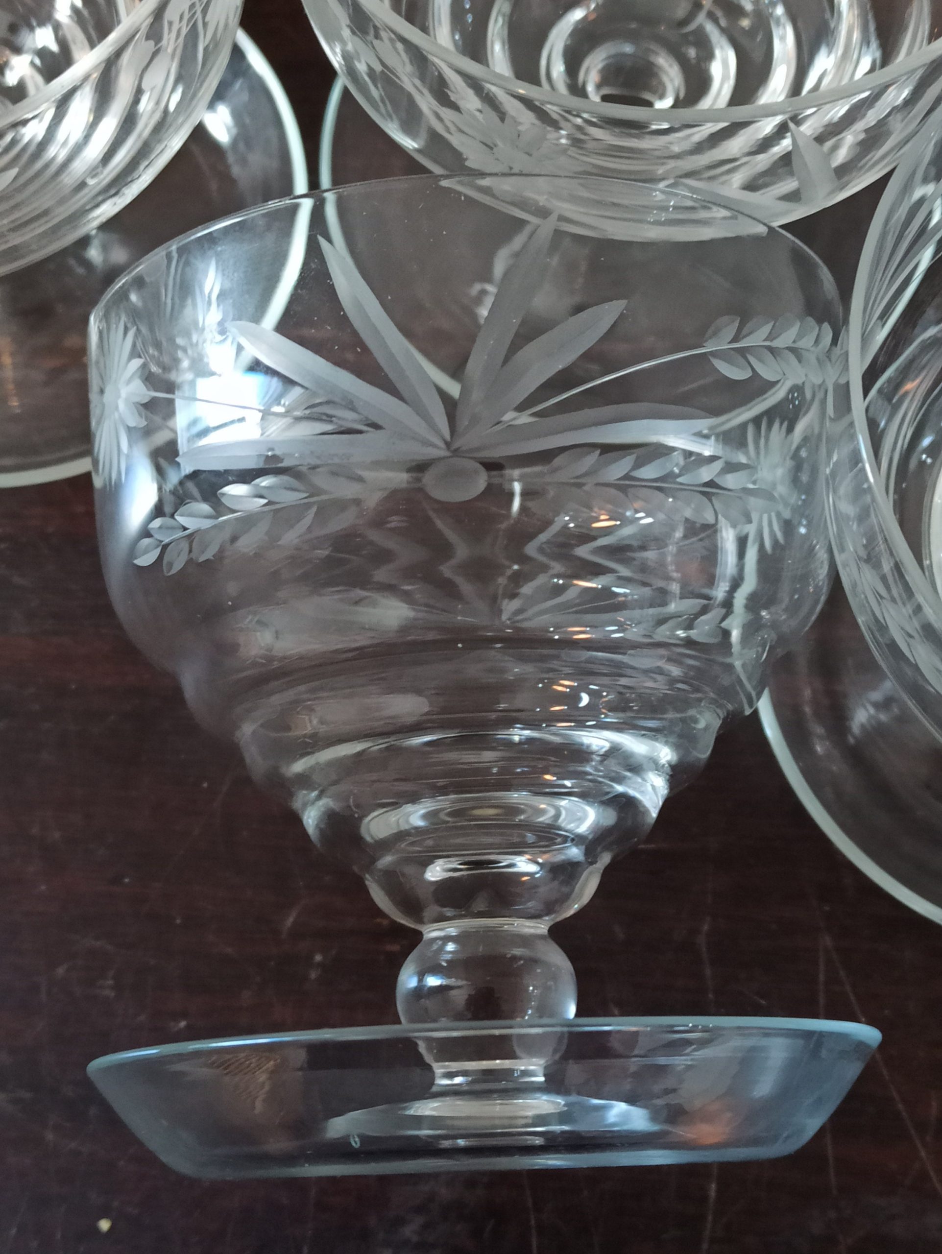 Vintage 4 Glass Dessert Dishes With Spoon Rest Trays. - Image 7
