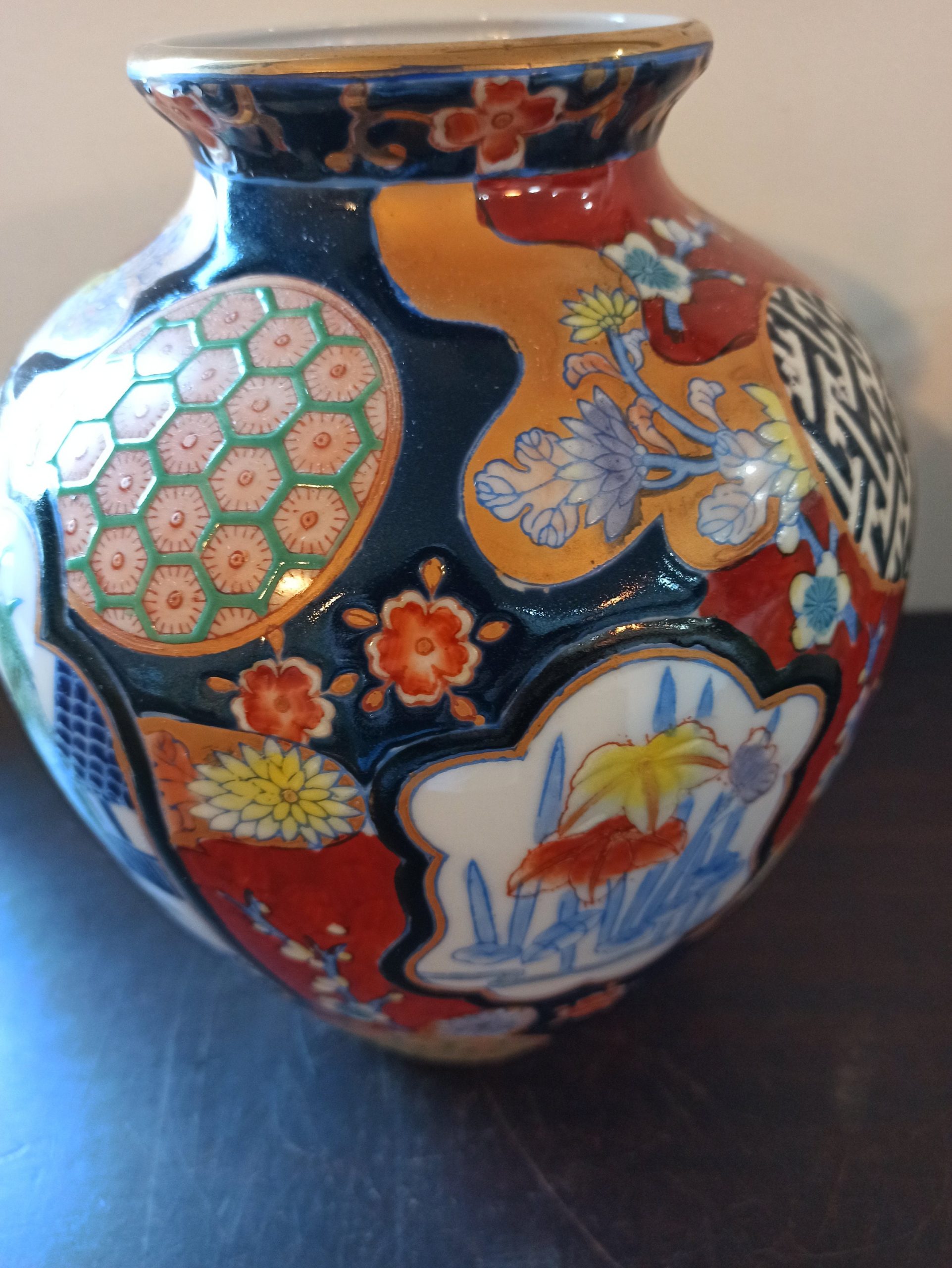 Vintage Imari Vase. Very Good Condition. - Image 8