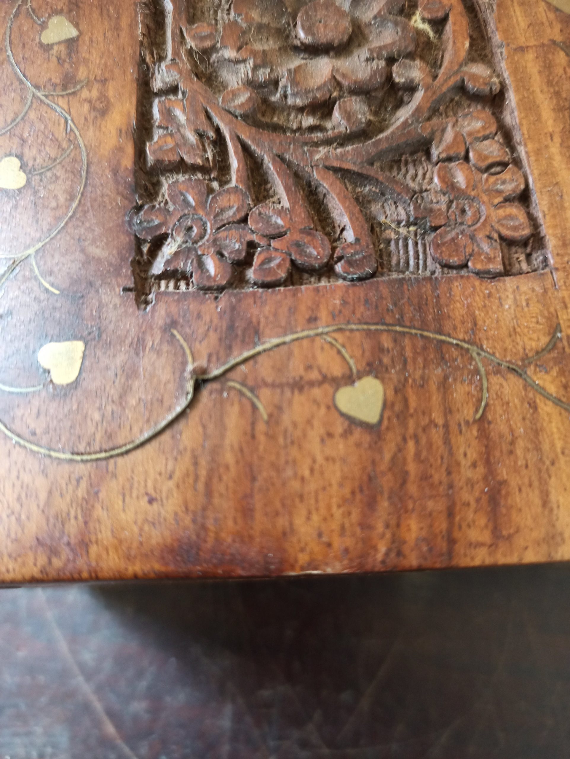 Vintage Carved Wooden Box. Brass Inlay. Internal Divisions. - Image 5