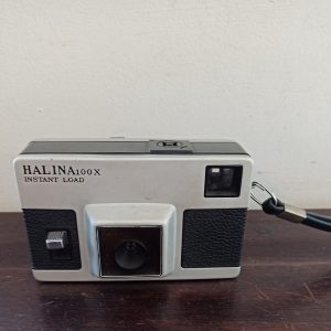 Vintage Halina 100x Instant Load Camera.