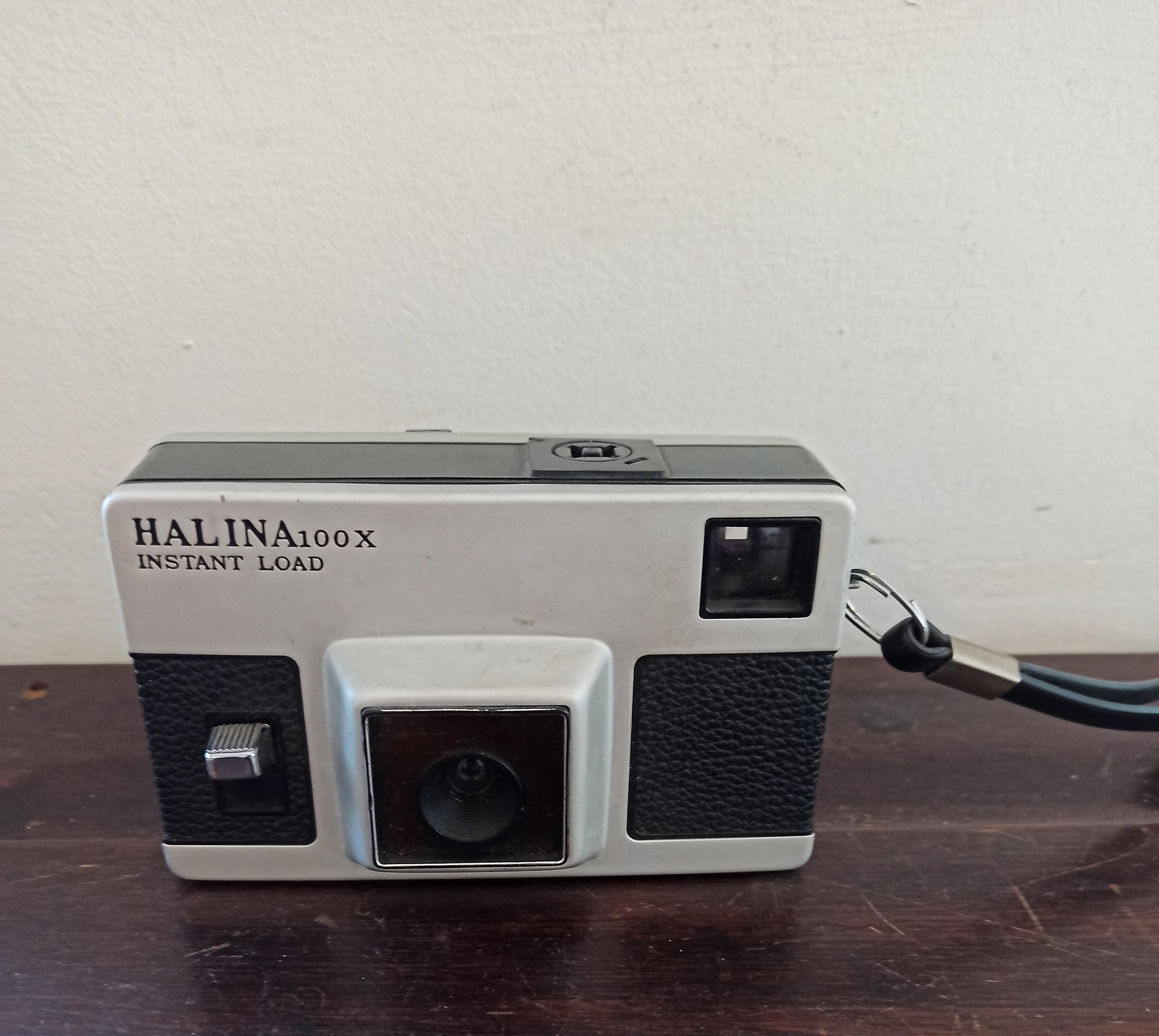 Vintage Halina 100x Instant Load Camera.
