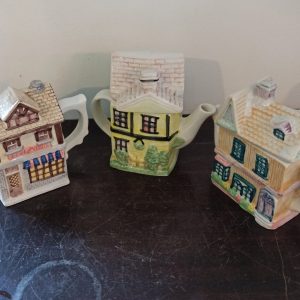 Vintage Novelty Cottage Teapots. Set of Three. All in Good Overall Condition.