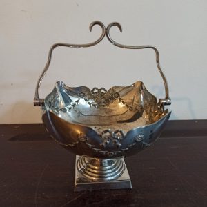 Vintage EPNS Bon Bon Basket / Dish With Handle - Good Condition