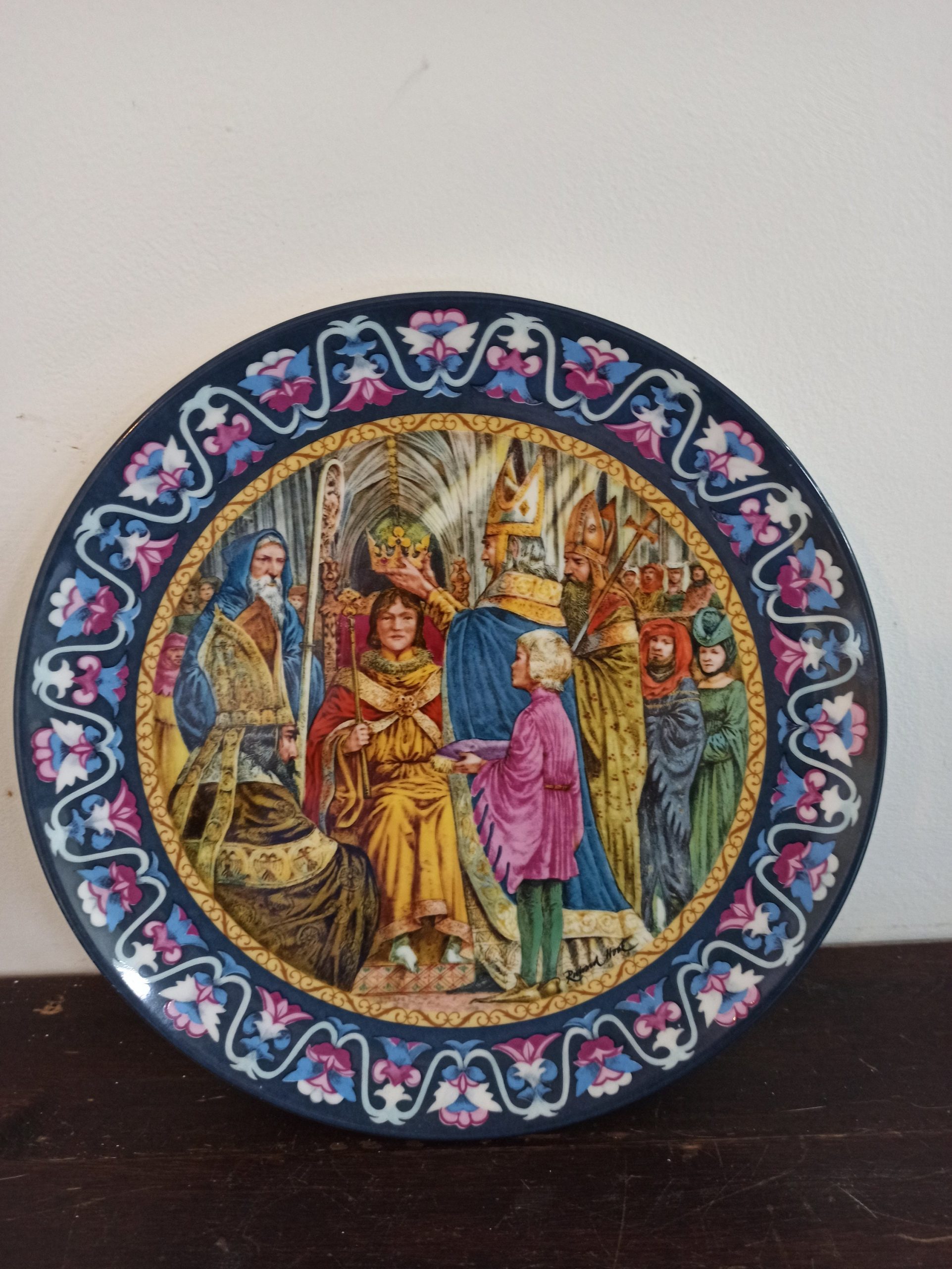 Wedgwood King Arthur Collectable Plates. Excellent Condition. - Image 7