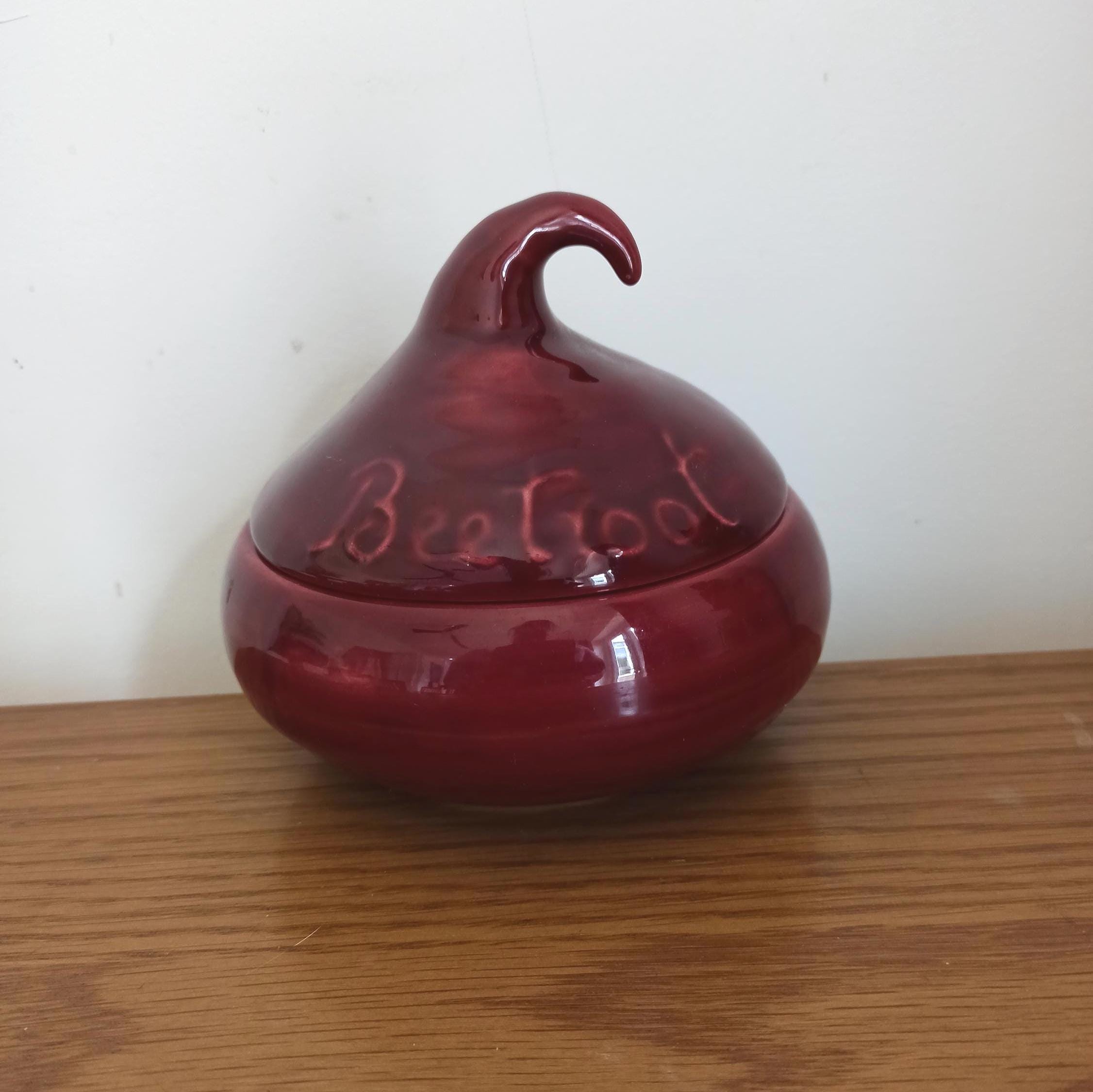 Beetroot Jar / Kitchen Storage Jar. Lidded.  High Gloss. Beetroot Coloured. Good Condition.