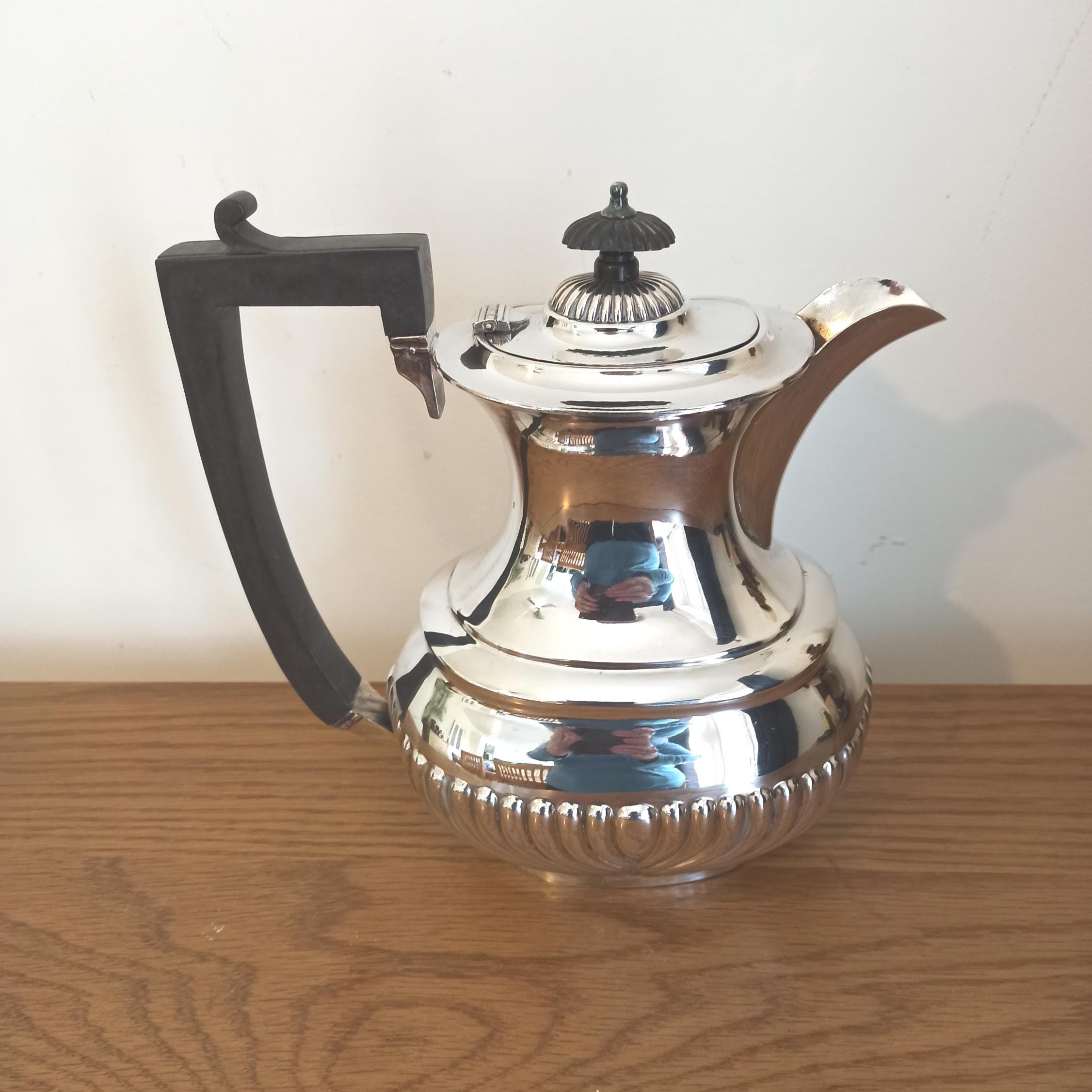 Vintage Silver Plated Coffee Pot. Very Good condition.