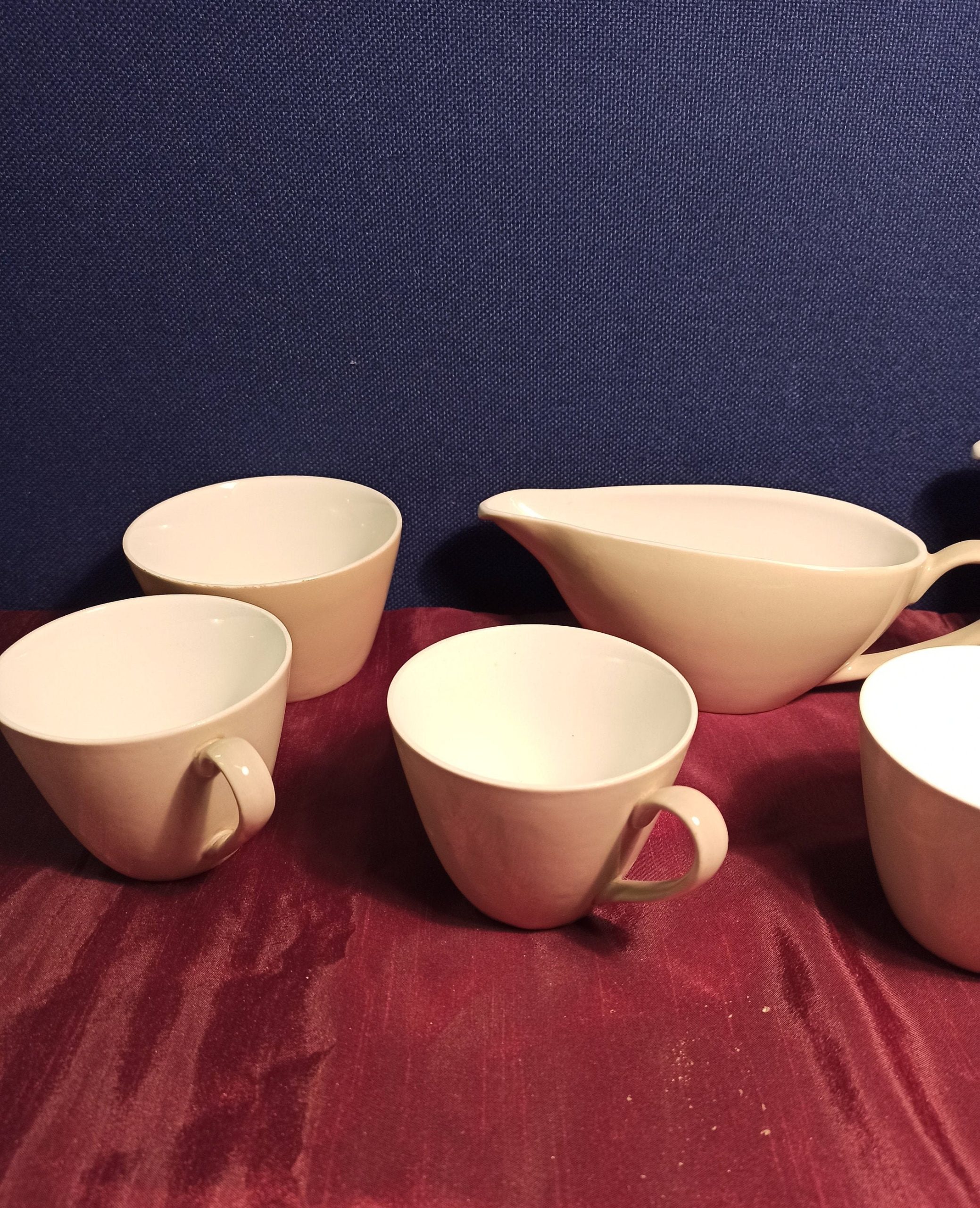 Johnson Brothers Retro Sage Green Part Tea Set. 7 Pieces. Very Good Condition - Image 3