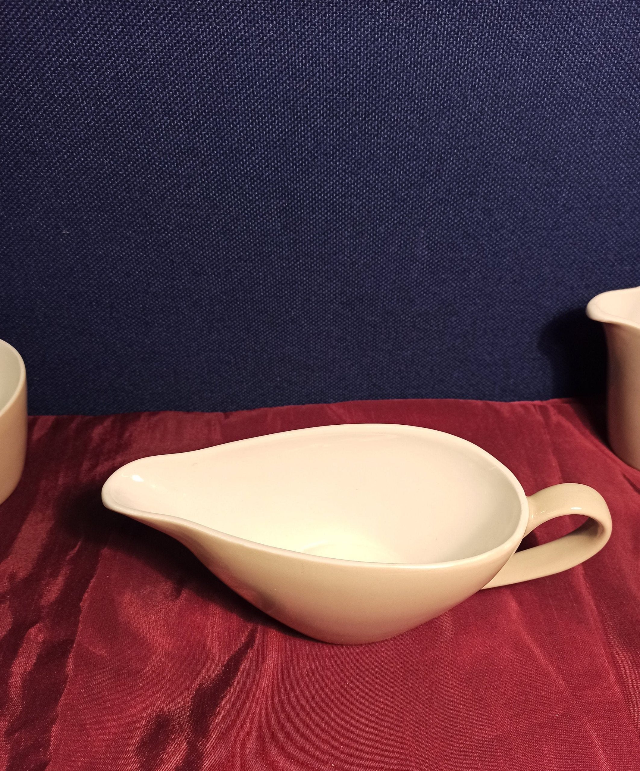 Johnson Brothers Retro Sage Green Part Tea Set. 7 Pieces. Very Good Condition - Image 6