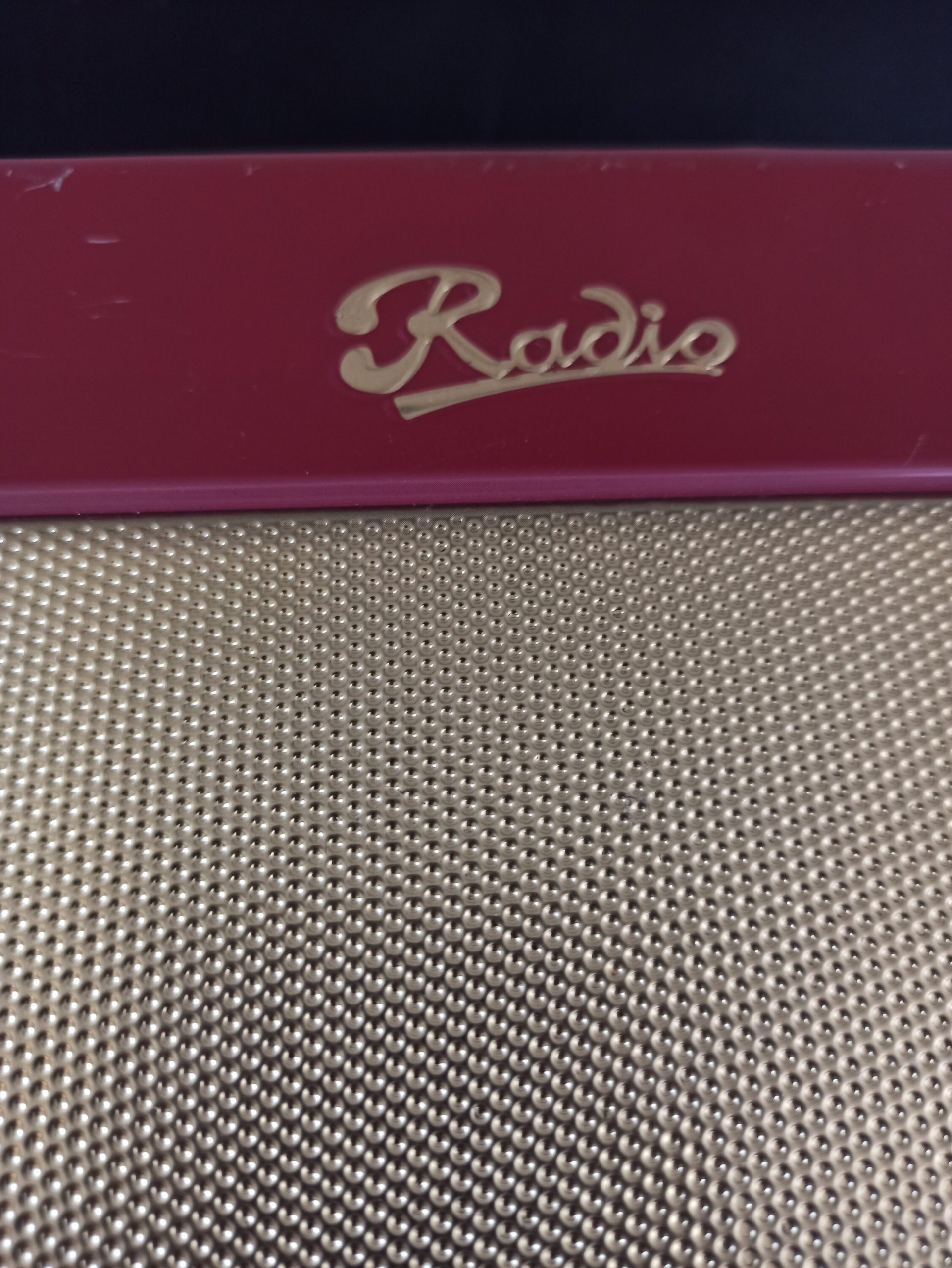 Radio Biscuit Tin - Image 6