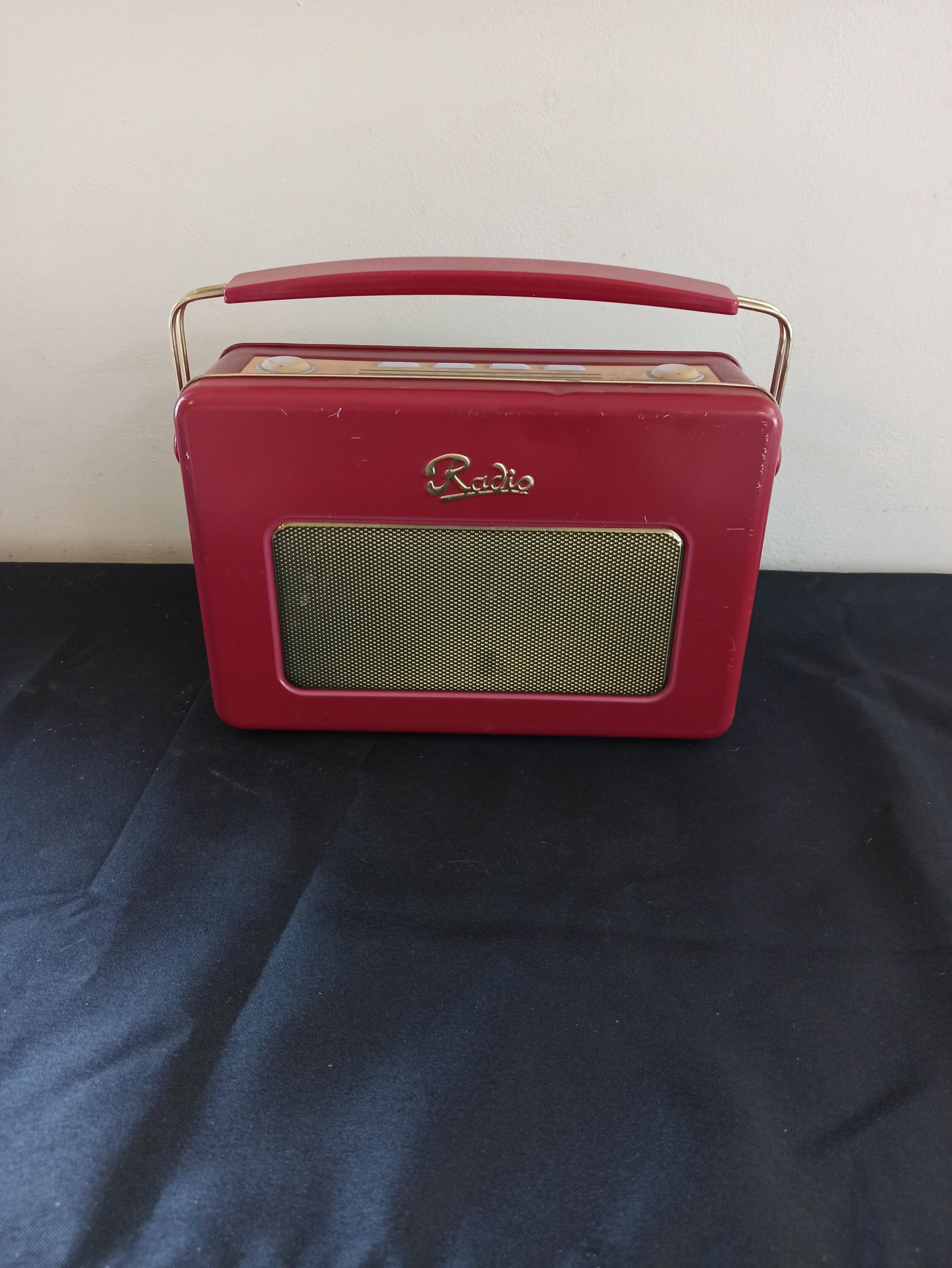Radio Biscuit Tin