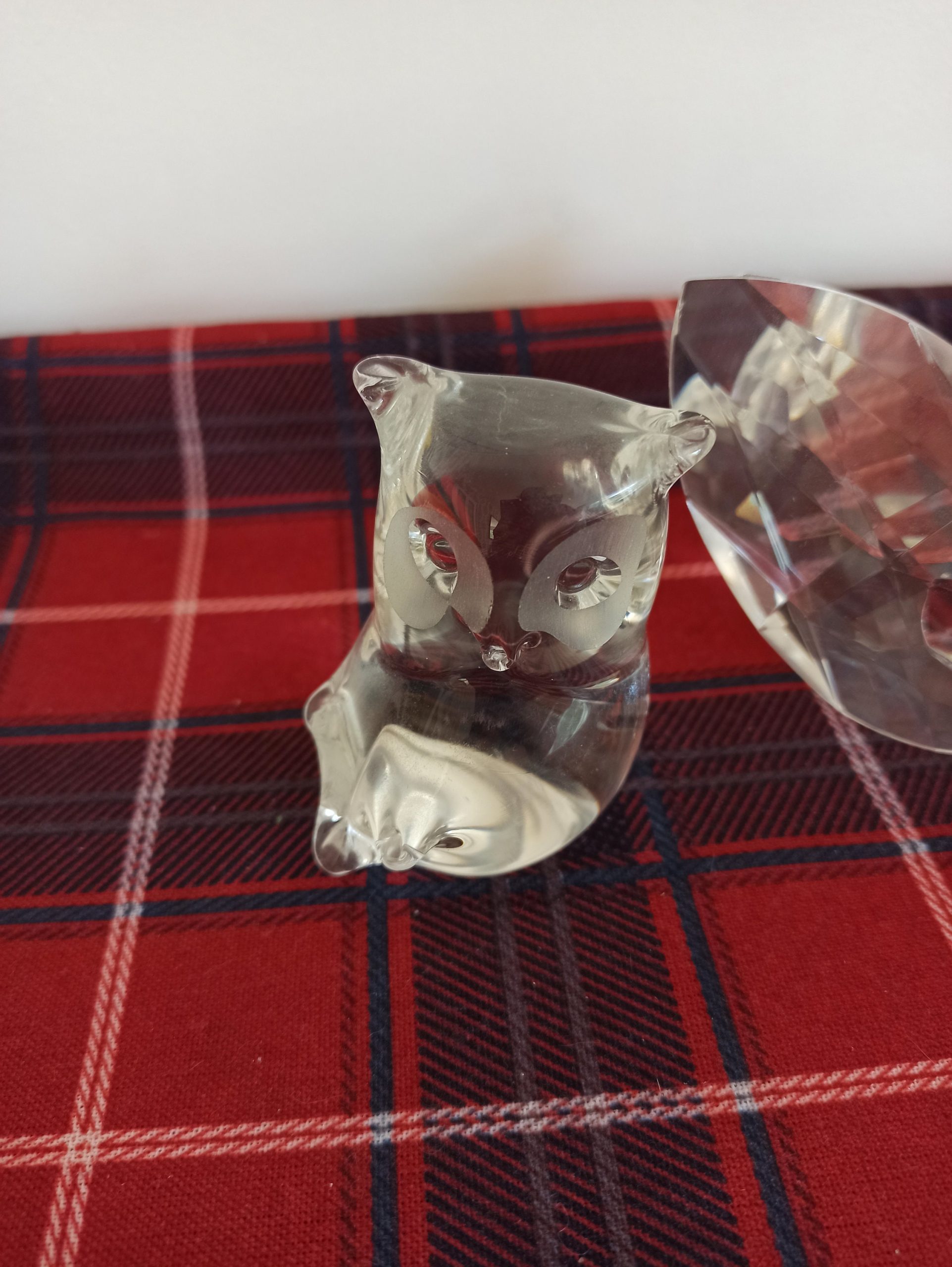 Glass Swan And Glass Owl Ornaments. Very Good Condition. - Image 2