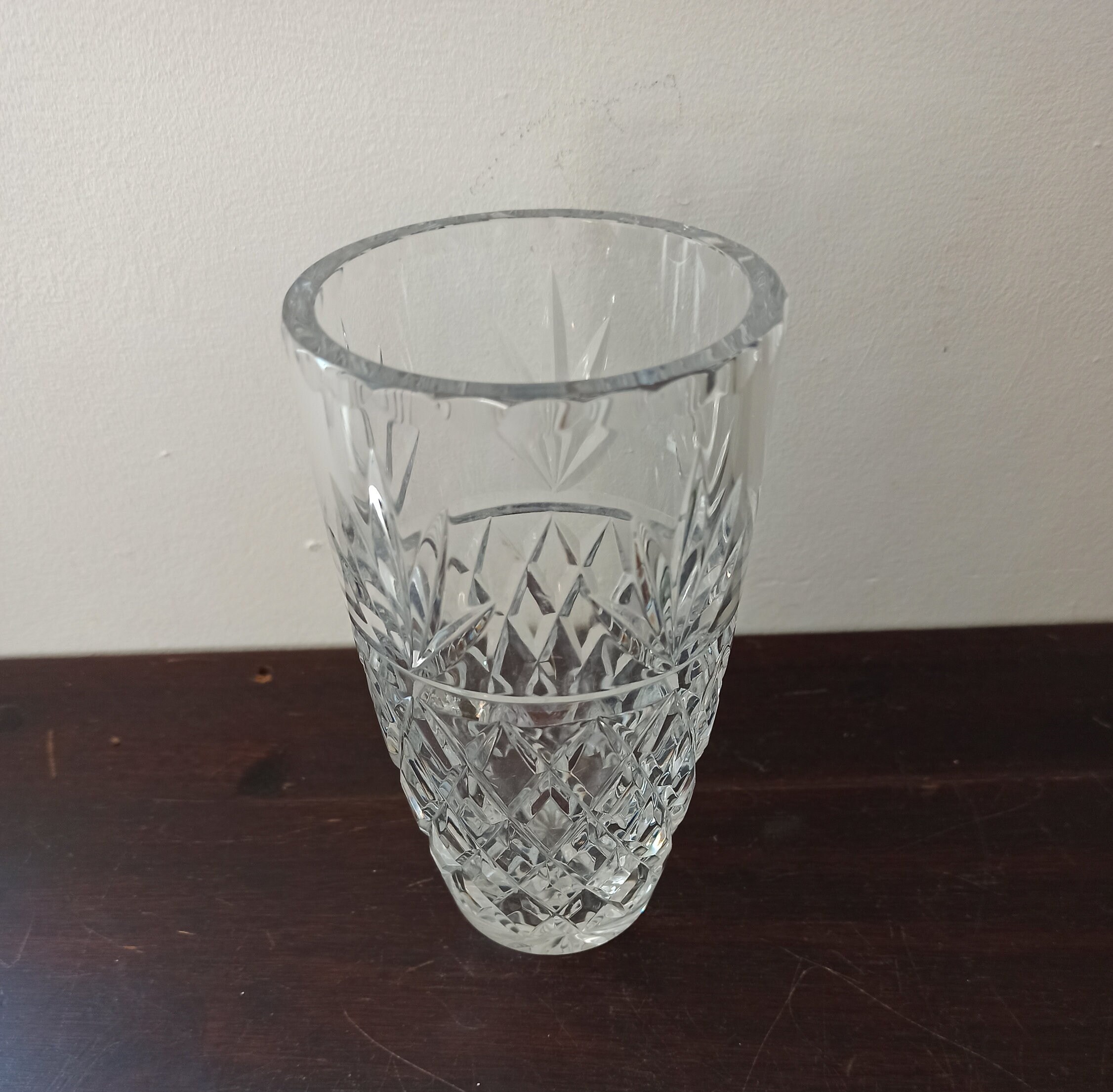 Vintage Lead Crystal Cut Vase. Excellent Condition. - Image 2