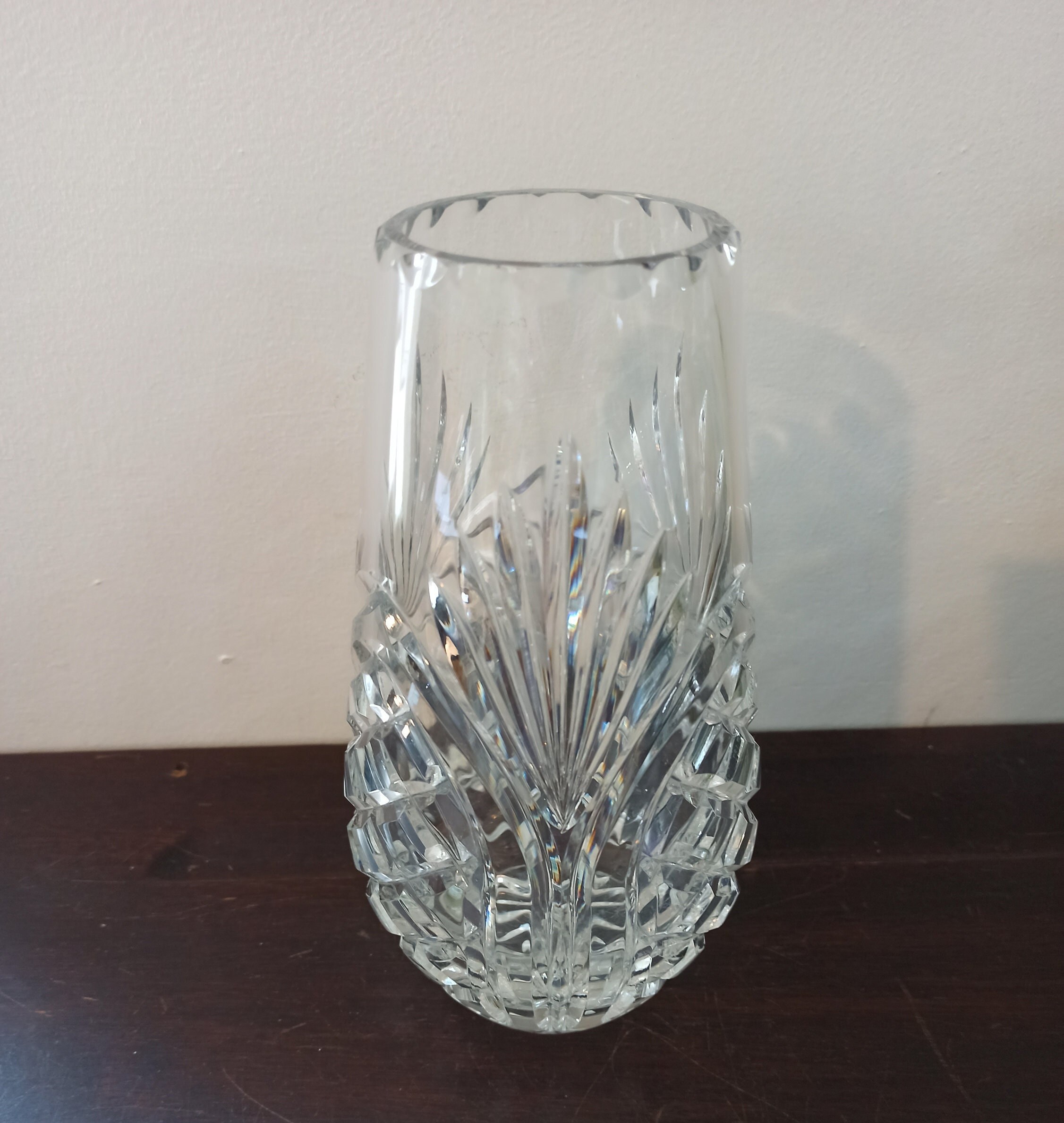 Stunning Crystal Vase. Deep Cut. Excellent Condition. Vintage.