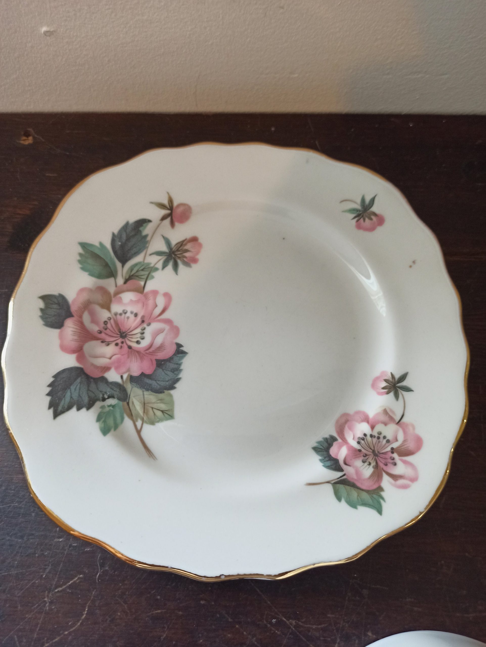Vintage Crown Royal Bone China Trio - Cup, Saucer, Side Plate. Floral Design. Excellent Condition. - Image 8