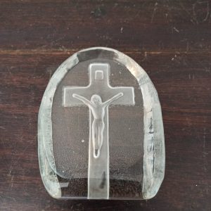Vintage Clear Glass Paperweight. Religous Scene. Excellent Condition.
