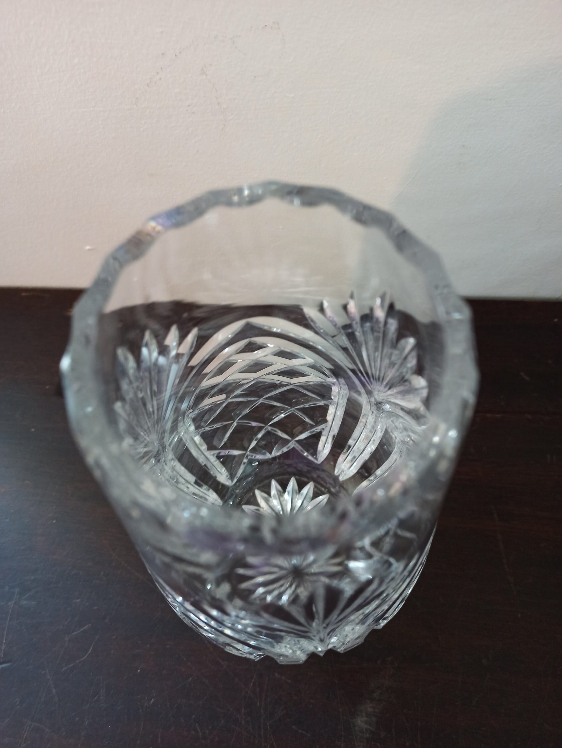 Stunning Crystal Vase. Deep Cut. Excellent Condition. Vintage. - Image 7