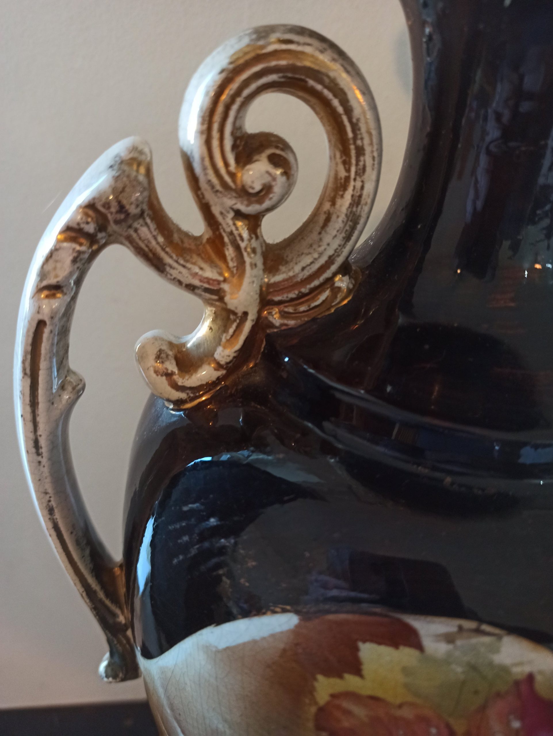Tall Table Lamp In The Style of Royal Crown Derby. Good Condition PAT tested and Working. - Image 3